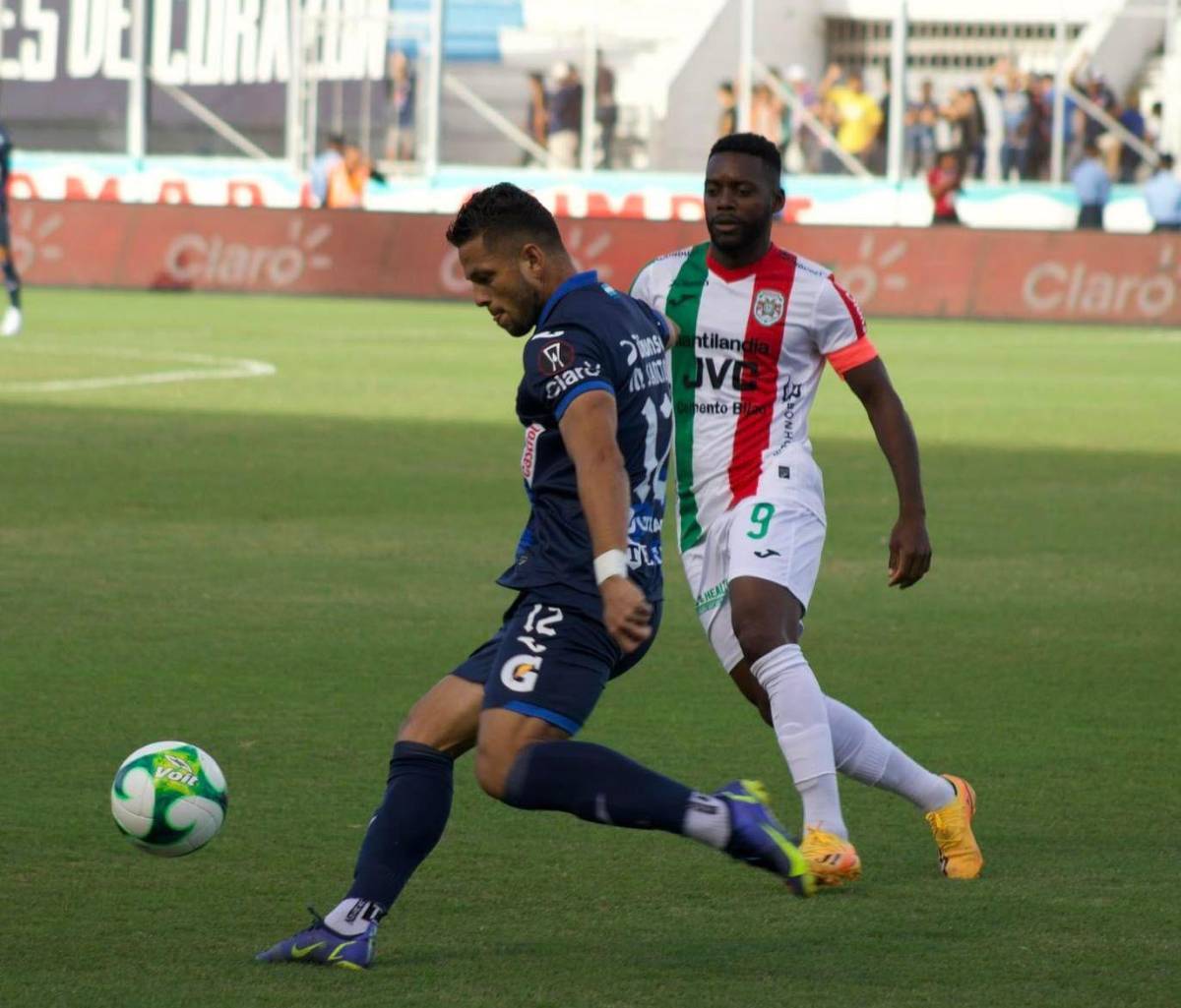 Clayvin Zúniga da la cara tras la derrota y sorprende con lo que dijo