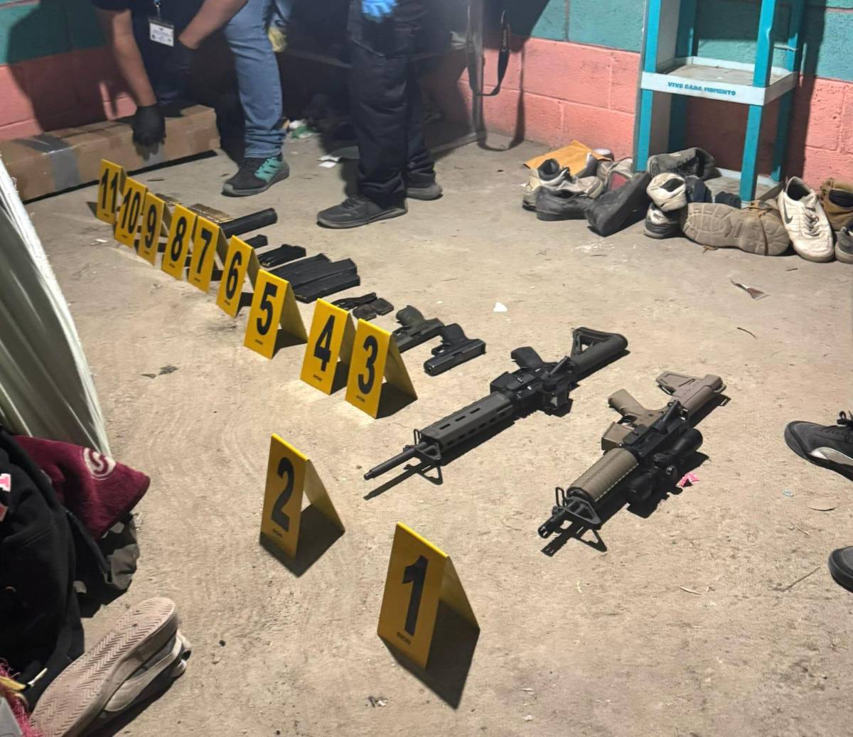 Capturan a hondureña con fuerte armamento en Guatemala; su hermana fue acribillada ayer