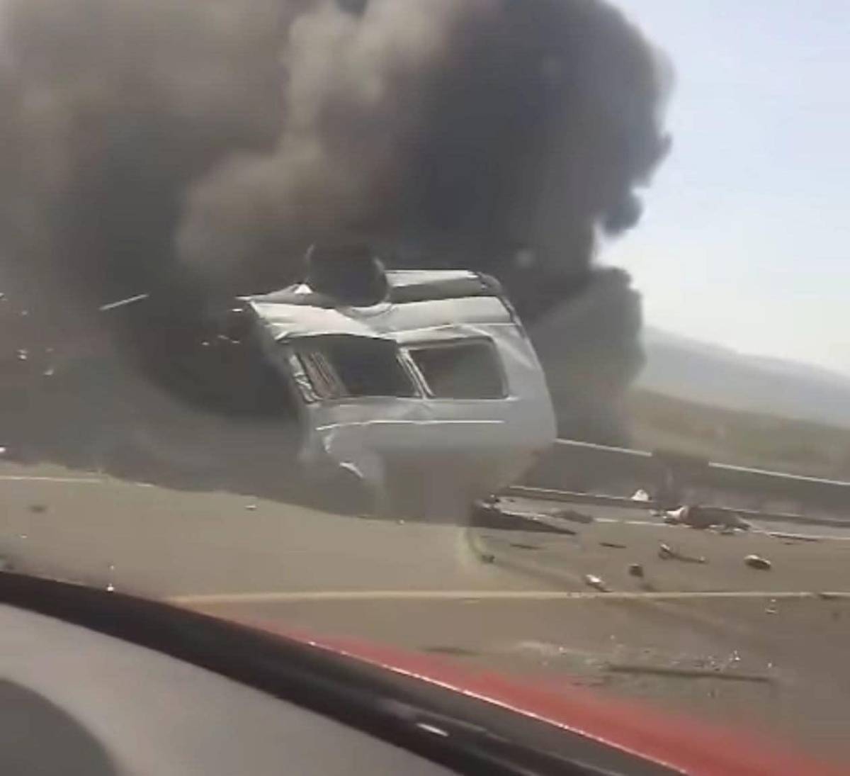 Al menos 21 muertos deja aparatoso accidente de carretera