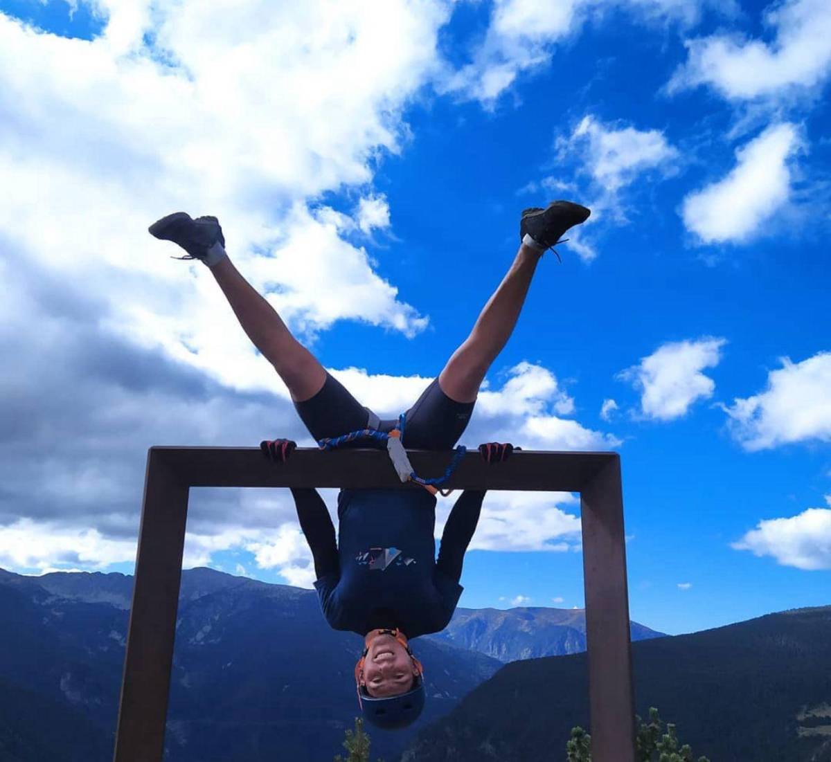 Hondureño triunfa con agencia de tours en Suiza y recorre ciudades de ensueño