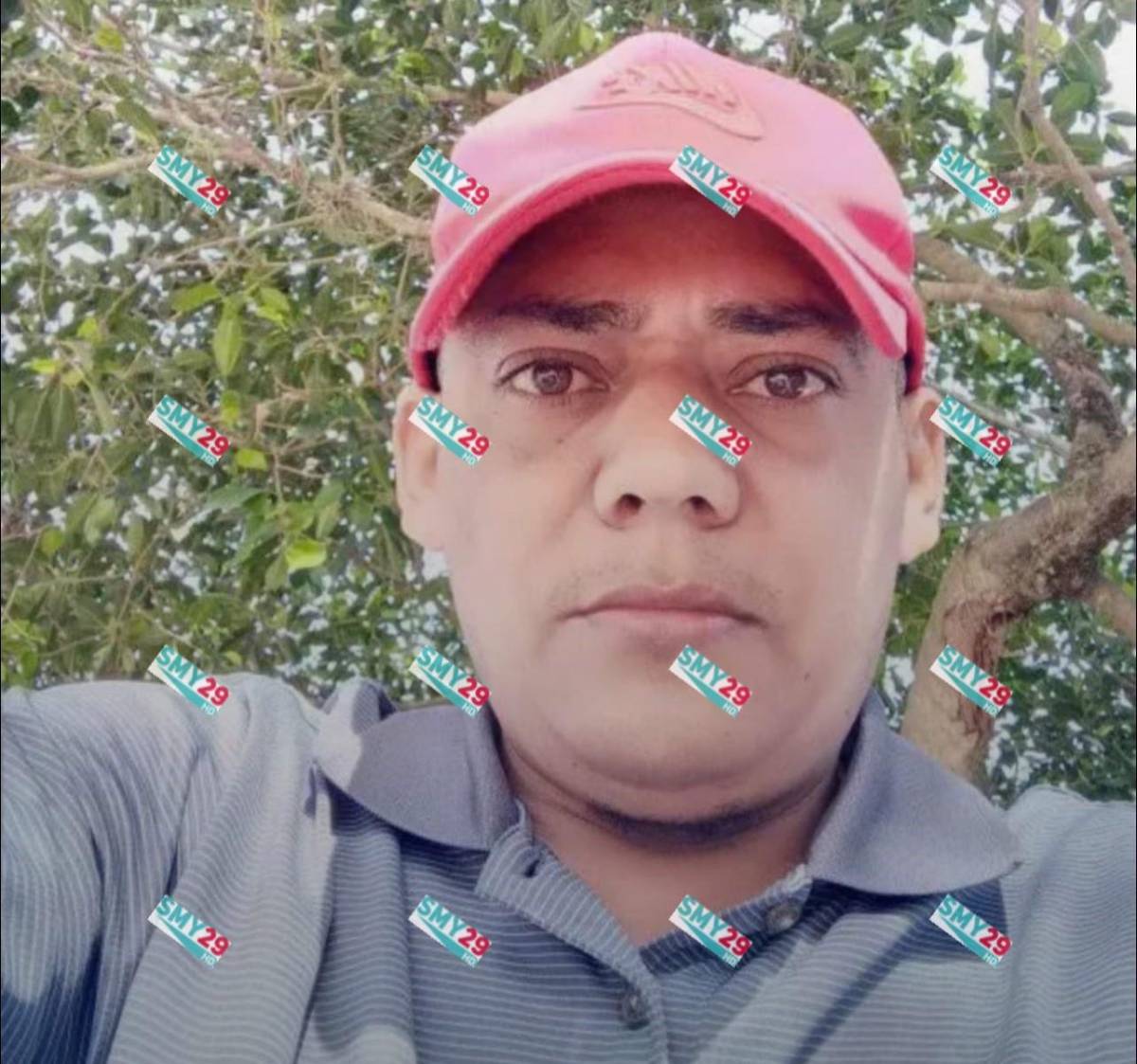 En el portón de su casa en Yoro le quitan la vida a Toñito