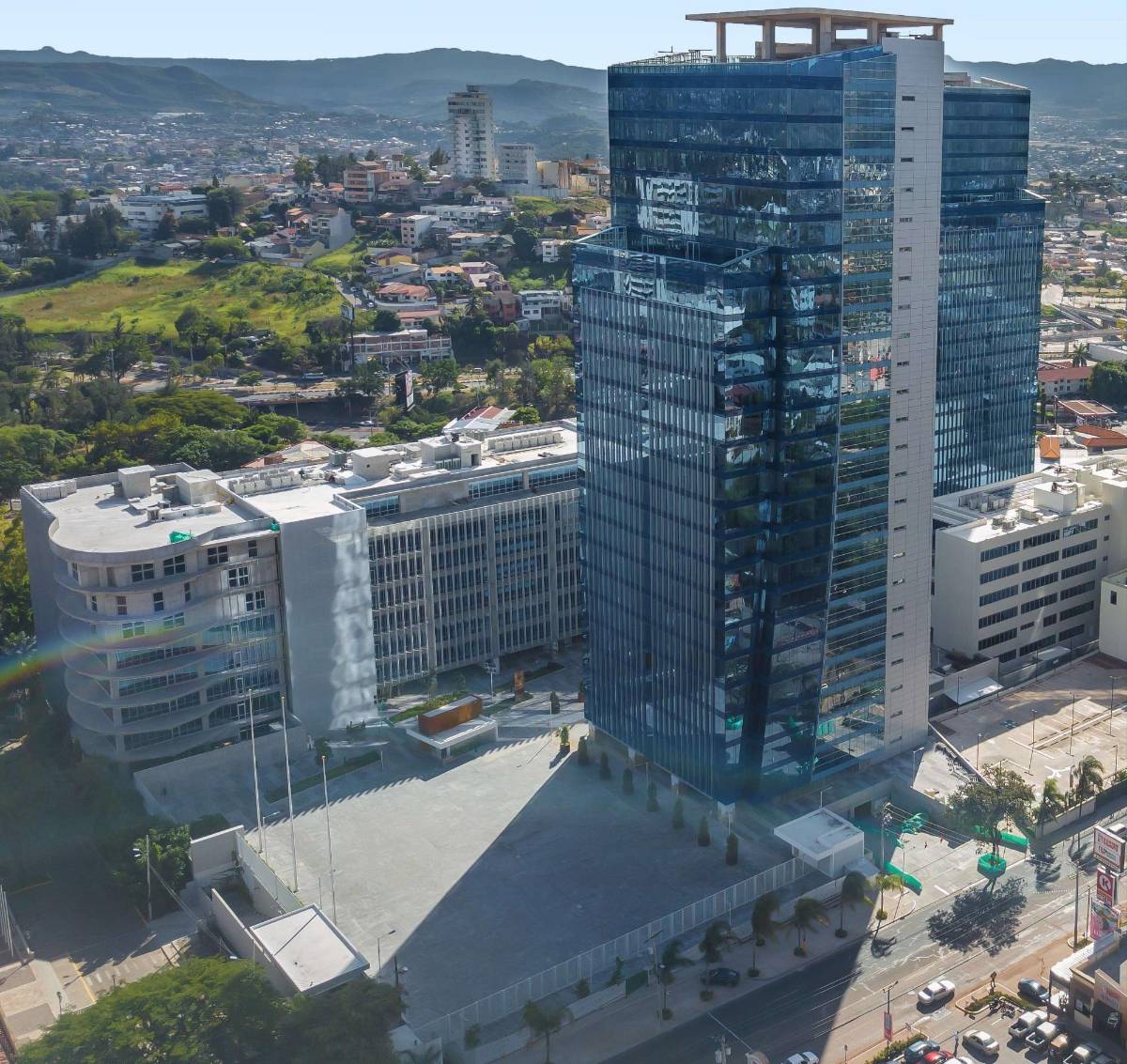 El 46.3% de recaudación tributaria va a salarios