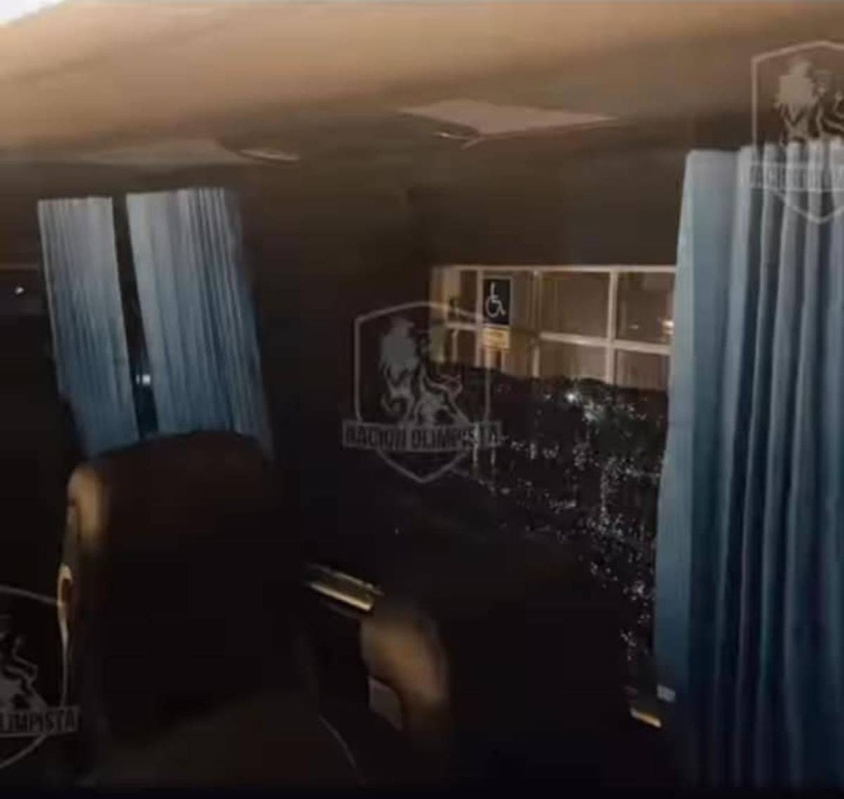 ¡Condenable! Atacan bus del Olimpia en Costa Rica: futbolistas vivieron momentos de terror