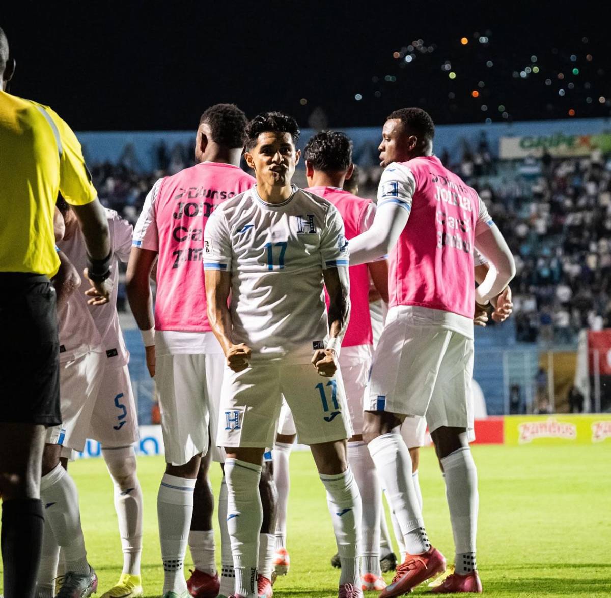 Honduras eufórico, gesto de Quioto con 'Choco', pelea de Kervin Arriaga y ¿quién es la rubia?