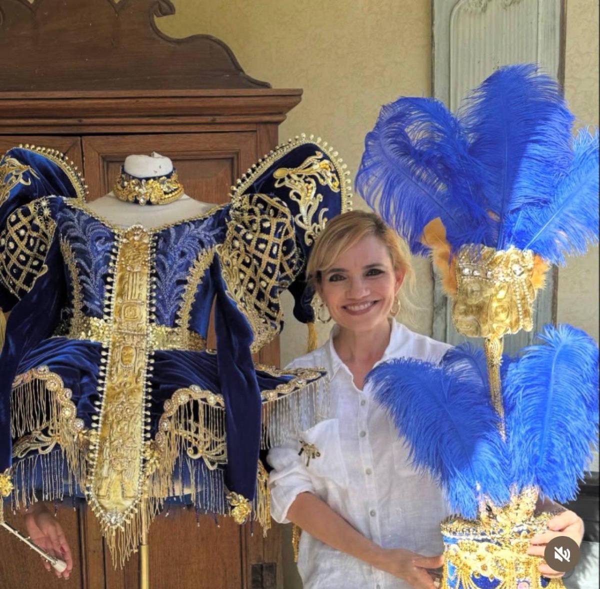 ¿Quién diseñó el traje de palillona de Miss Honduras Universo 2025?