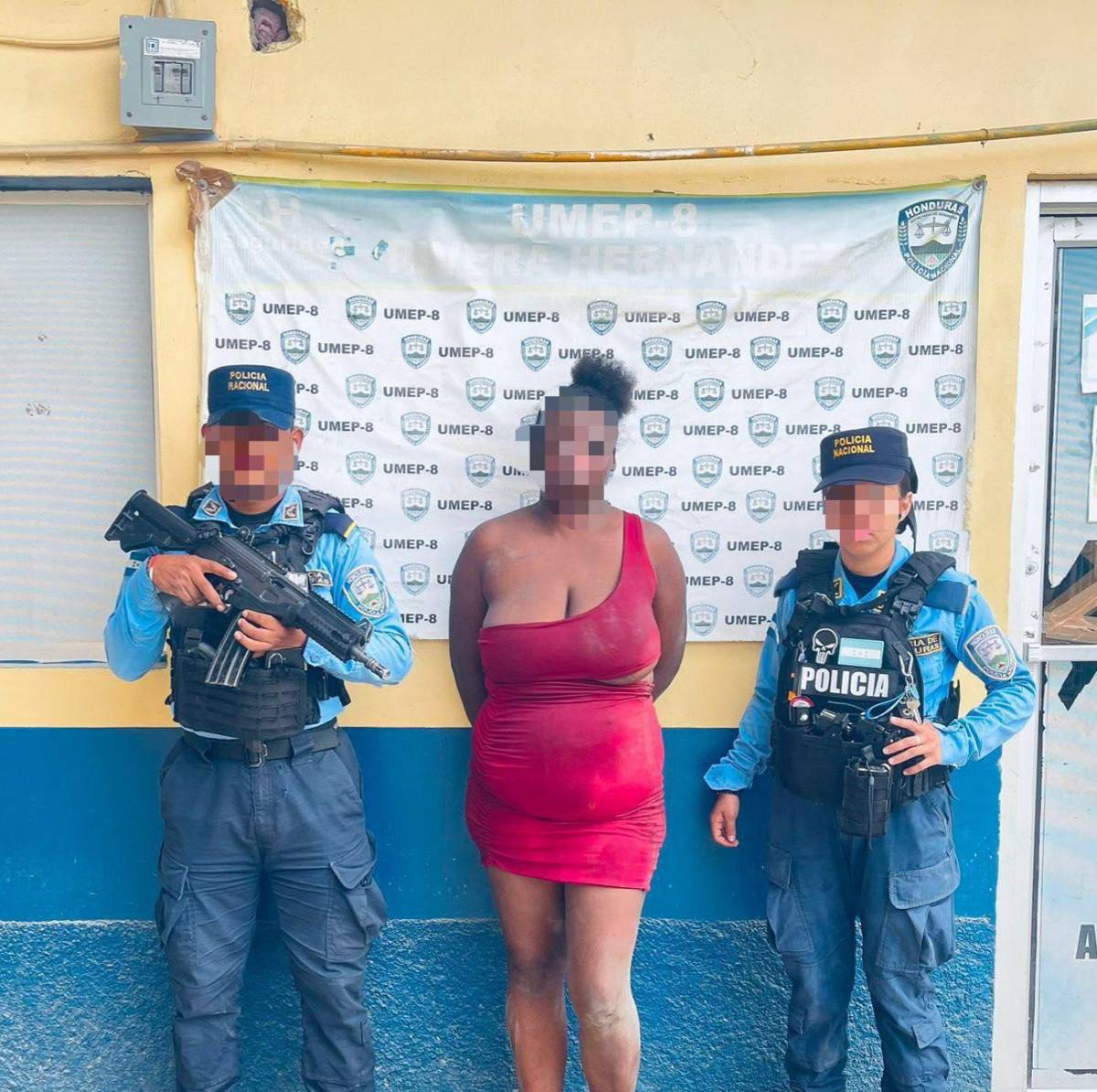 Hizo lo que haría cualquier madre: Hijo de la More cuenta la verdad detrás de su detención