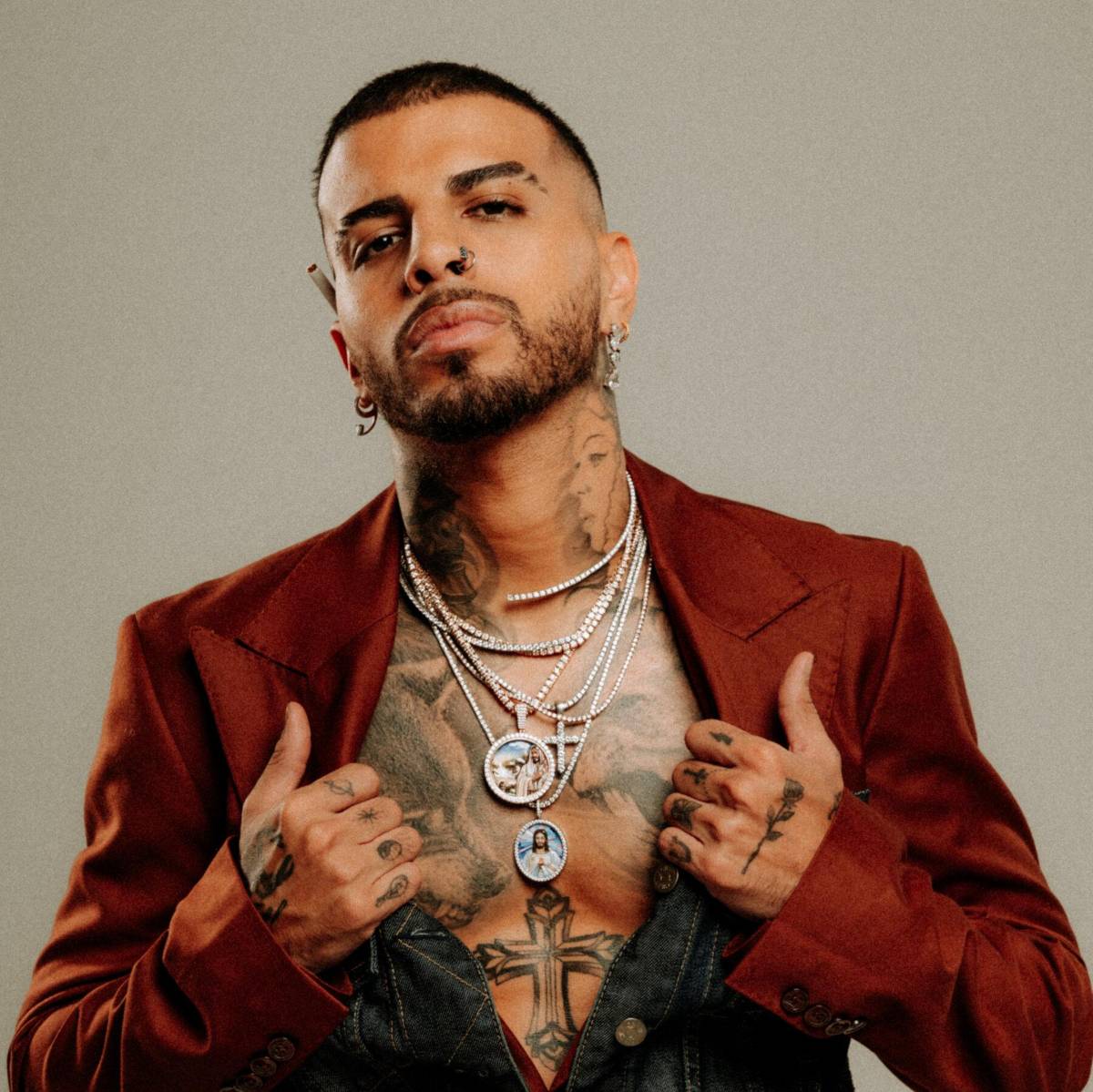 Rauw Alejandro estrenará canción para el Mundial de Fútbol 2026