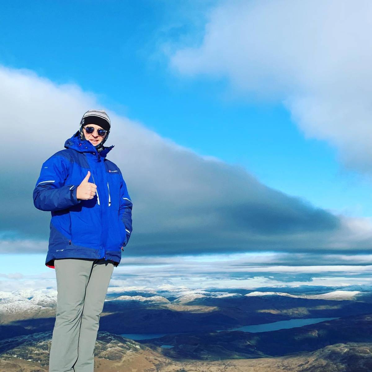 Famoso exfutbolista a la cárcel por comentarios estúpidos: No quiero ir