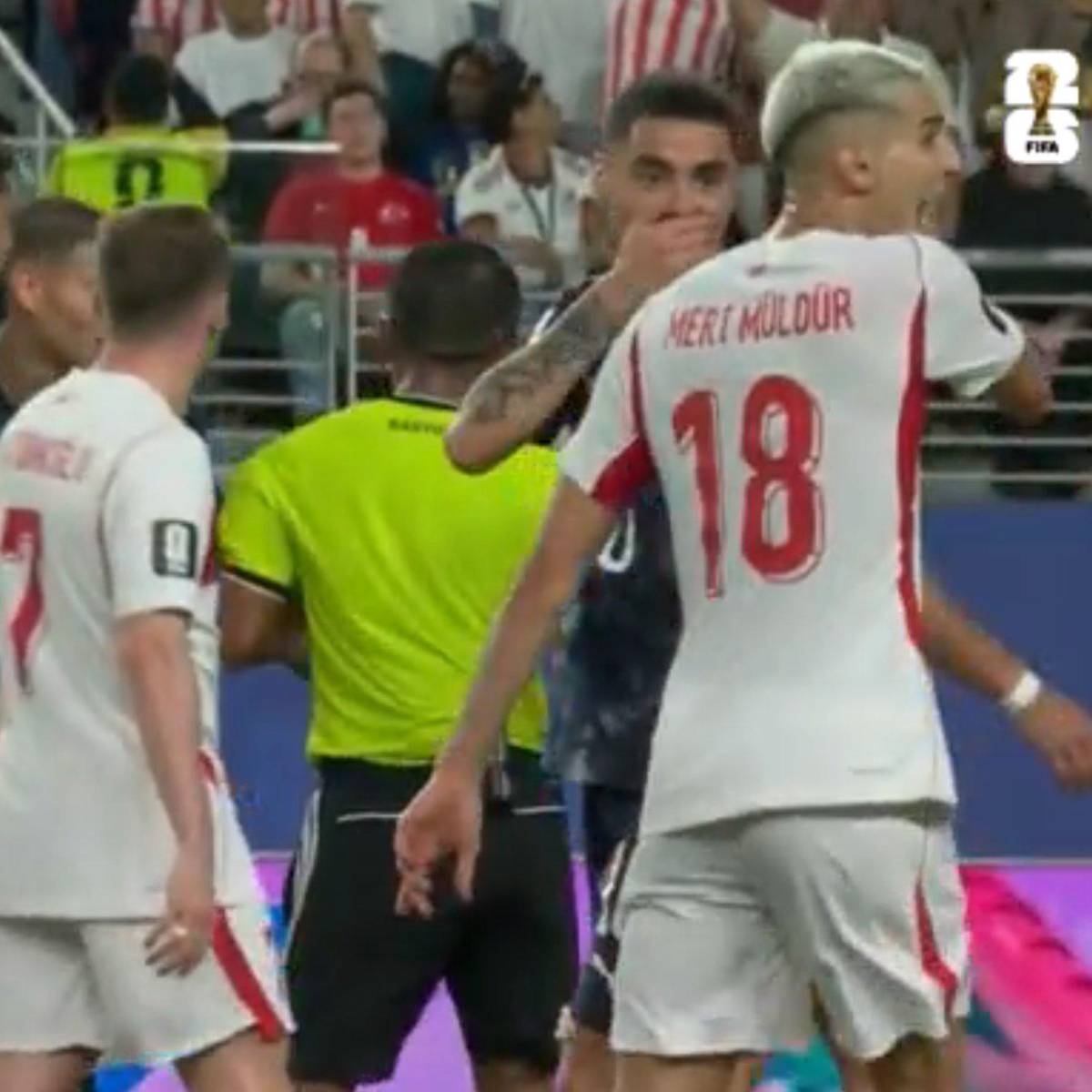 Barton con escandalosa expulsión en el Mundial, ley 'Vinicius-Prestianni' y bronca