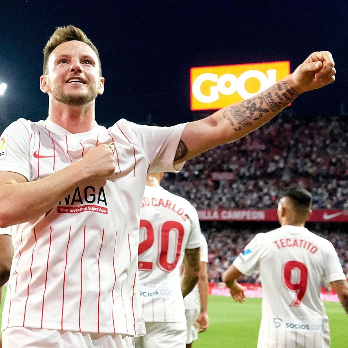 Rakitic celebrando su golazo contra el Real Madrid.