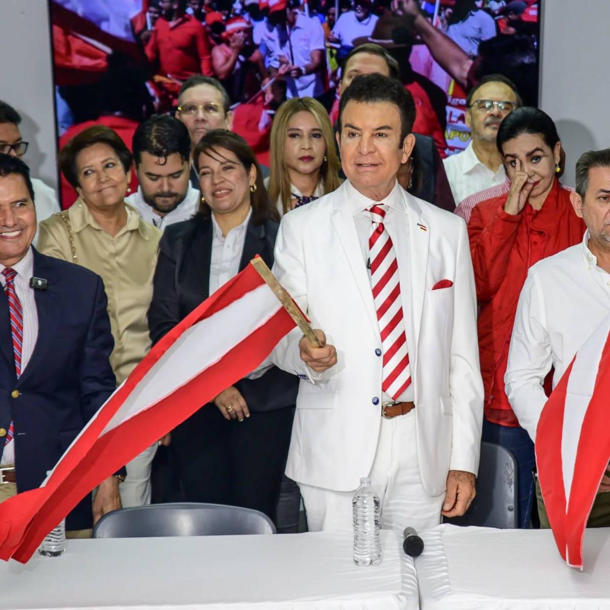 Nasralla revela plan para anular su candidatura: Hay una peligrosa maniobra política