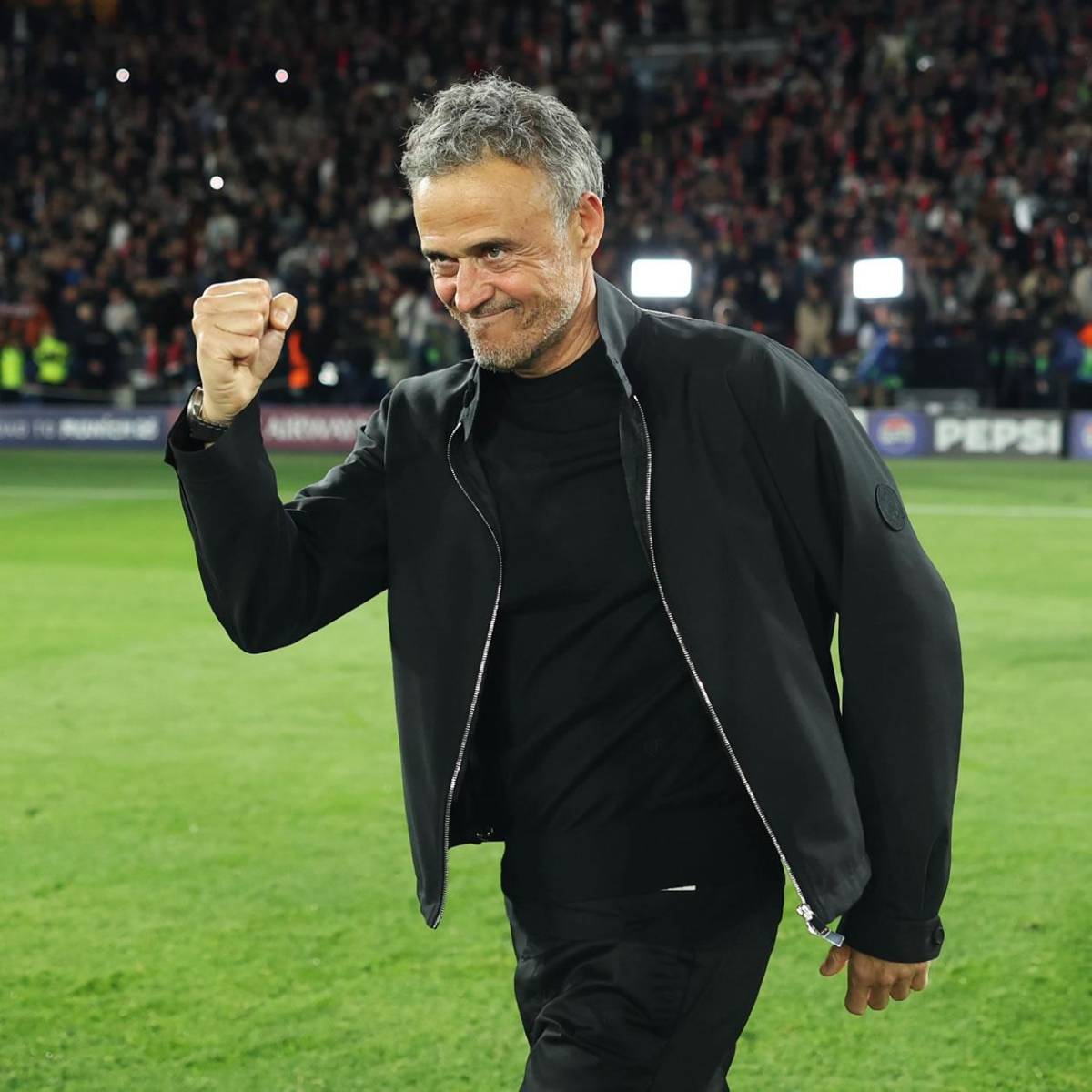 PSG celebra pase a la final, el héroe, la jugada extraña y la tristeza del Arsenal