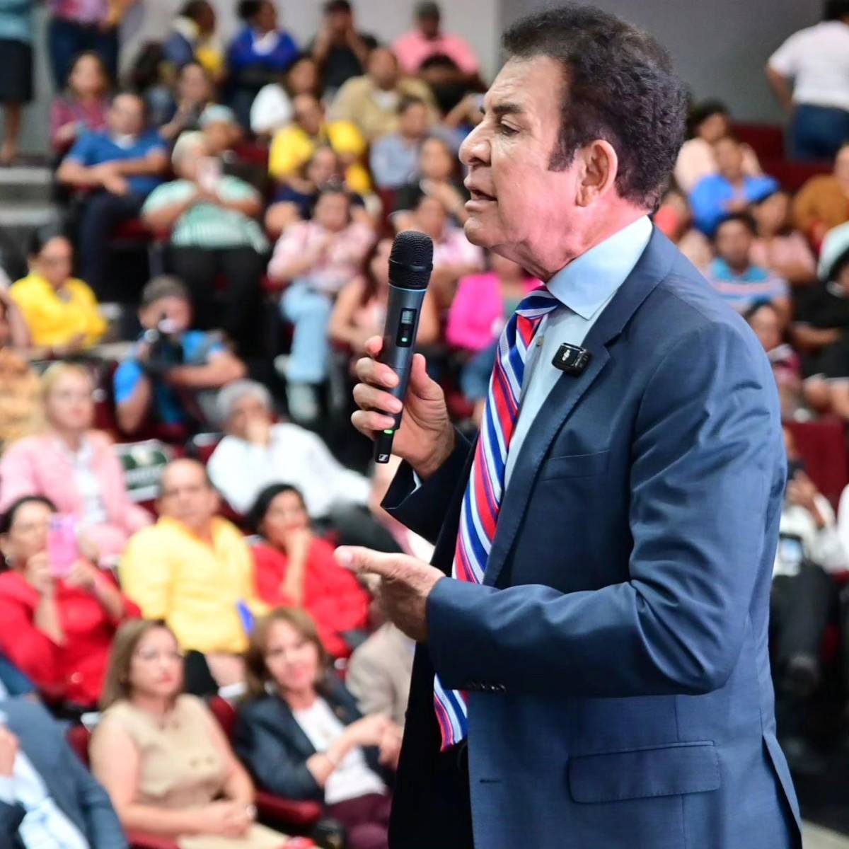 Nasralla descarta alianza: Le llevo 400 mil votos de ventaja a Asfura y a la otra señora