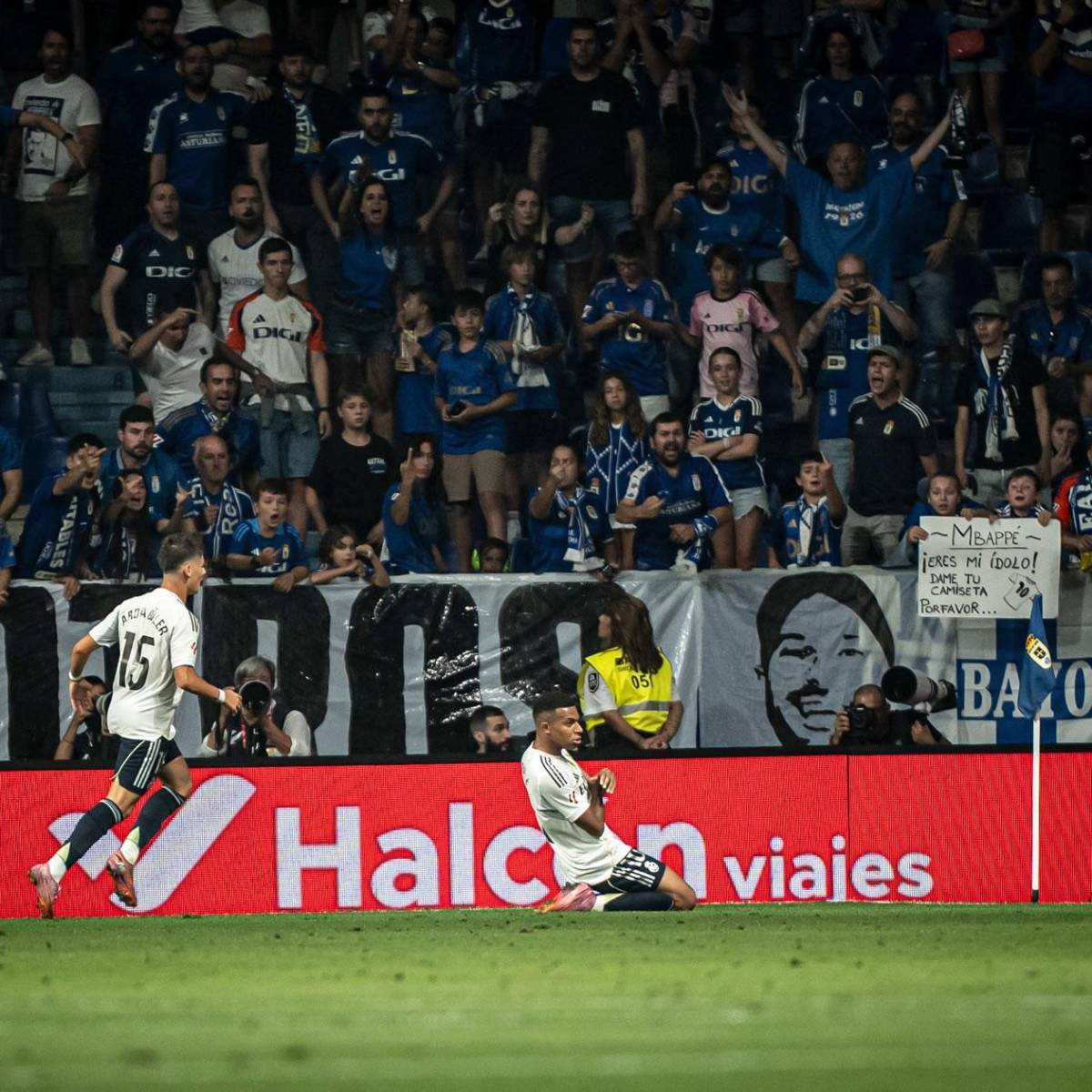 Mbappé calló a Vinicius, que hizo feo gesto al Oviedo y figura del Real Madrid enojado con Xabi