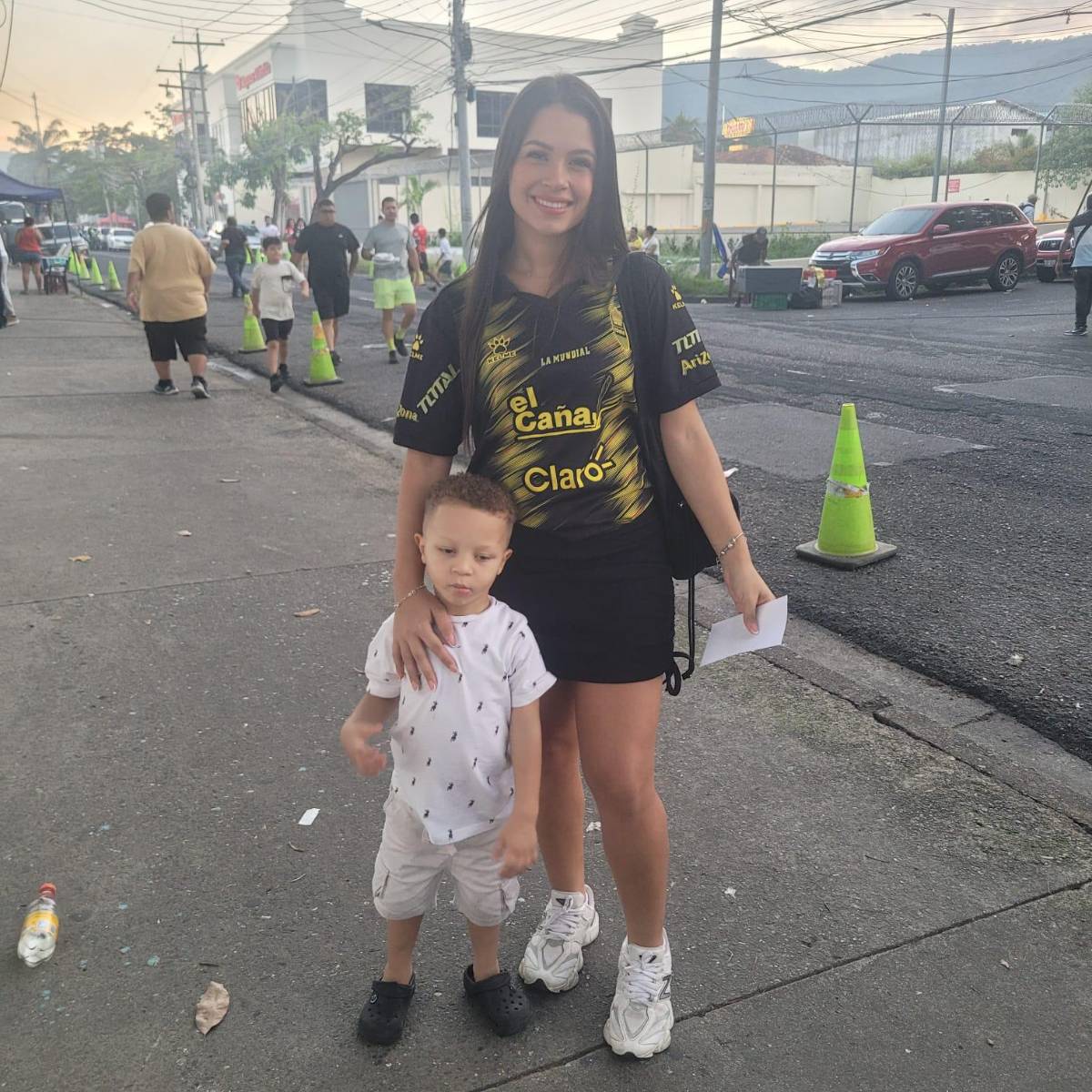 Peleas en el Real España-Olimpia, lo que pasó con Menjívar y brasileña sorprende