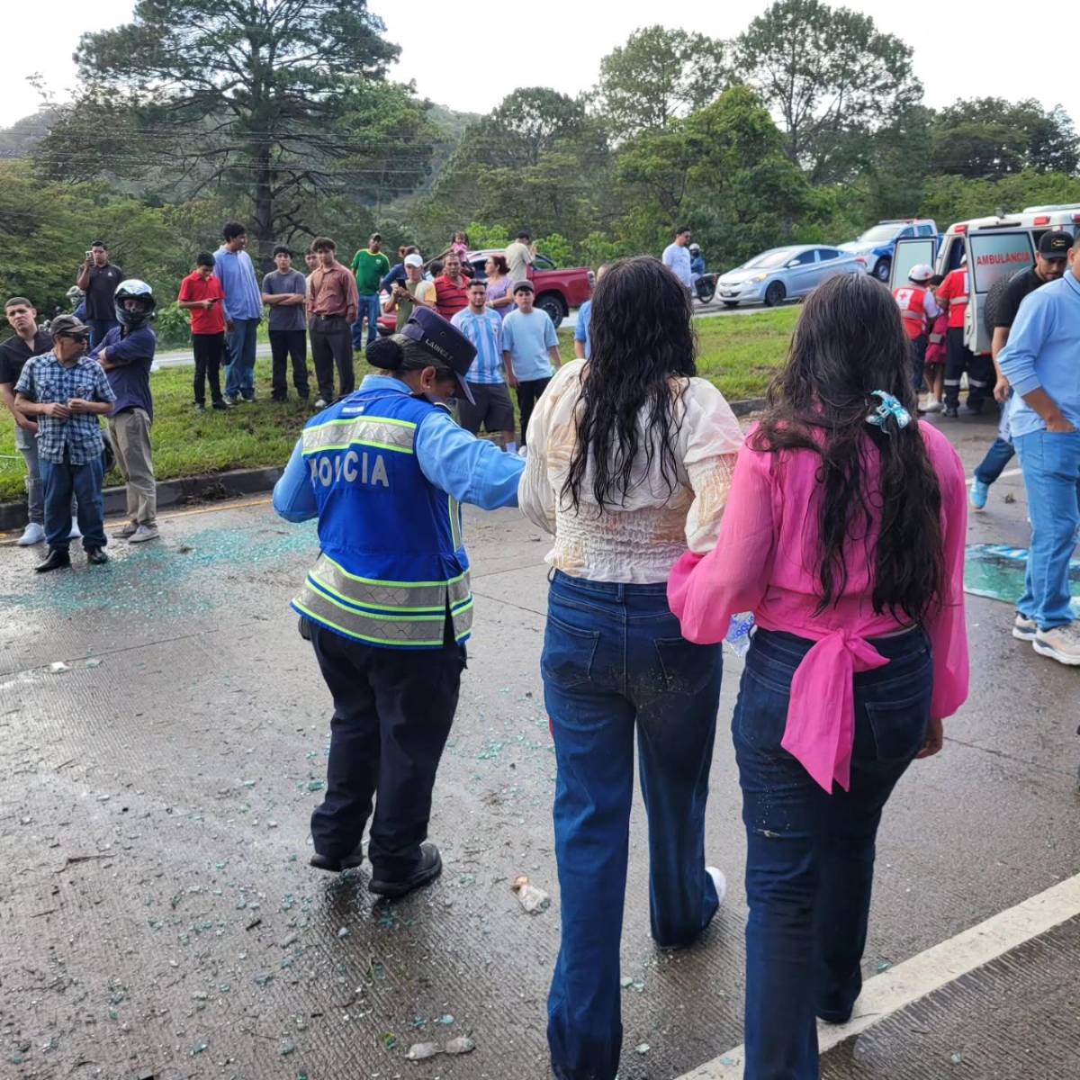 Impactantes imágenes: Bus de la ruta La Paz-Tegucigalpa sufre accidente