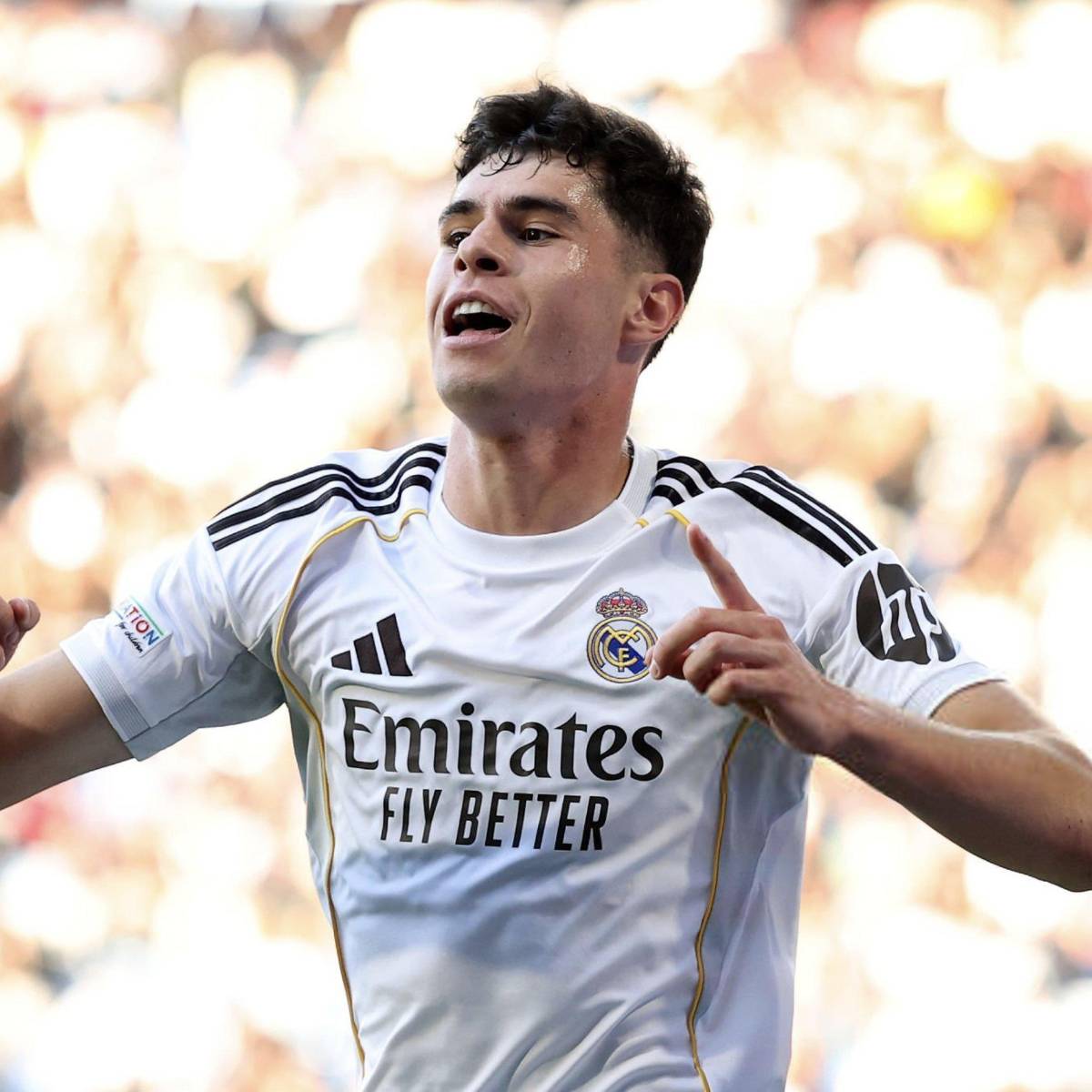 Real Madrid contacta a campeón, Arbeloa les quita a jugador y se ofrece al Barcelona
