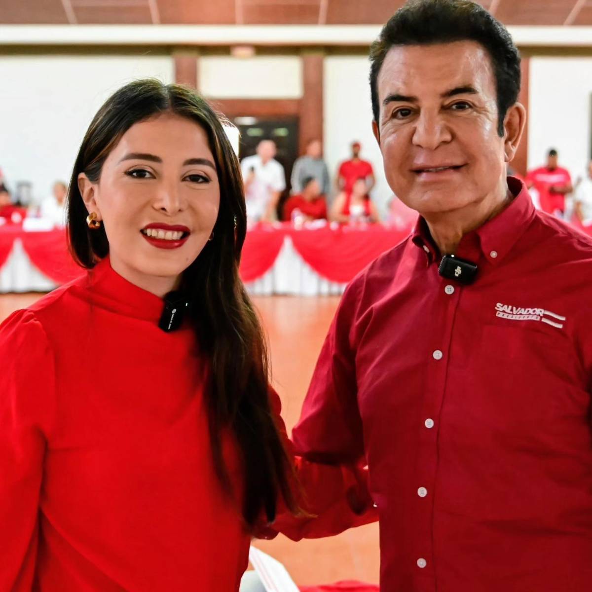 Salvador Nasralla: Si quieren comer una pata de pollo al mes, voten por Rixi