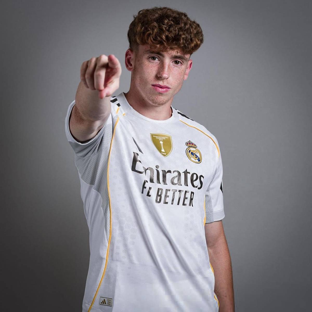 Real Madrid con dos fichajes, llega refuerzo al Barcelona y buenas noticias para Luis Palma