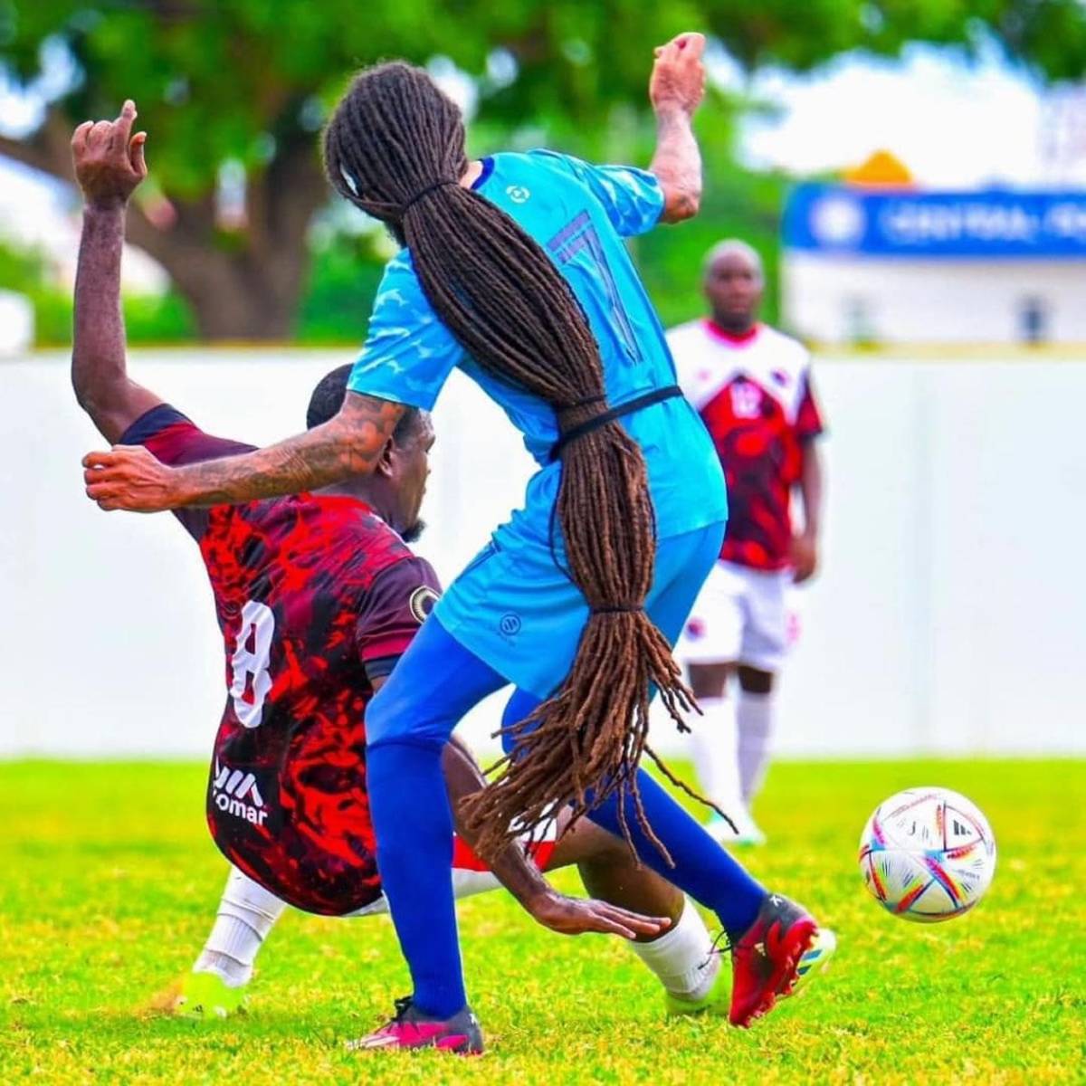 Concacaf: jugador con el pelo más largo causa revuelo y provoca dos insólitas expulsiones