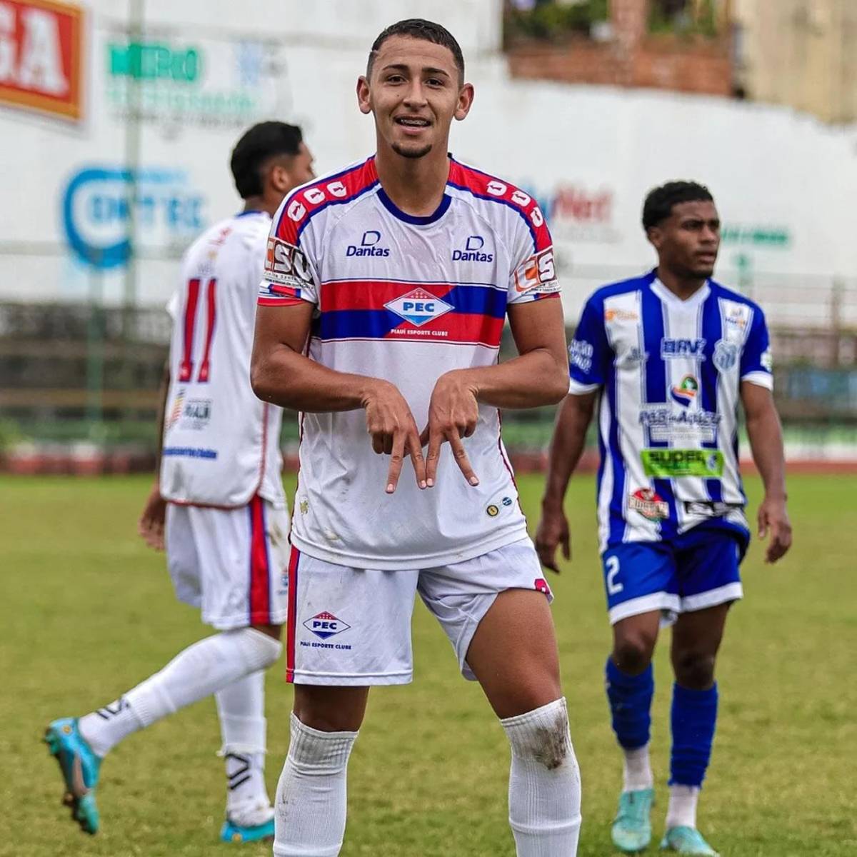 Futbolista muere en terrible accidente con una vaca: venía de festejar el cumpleaños de su papá