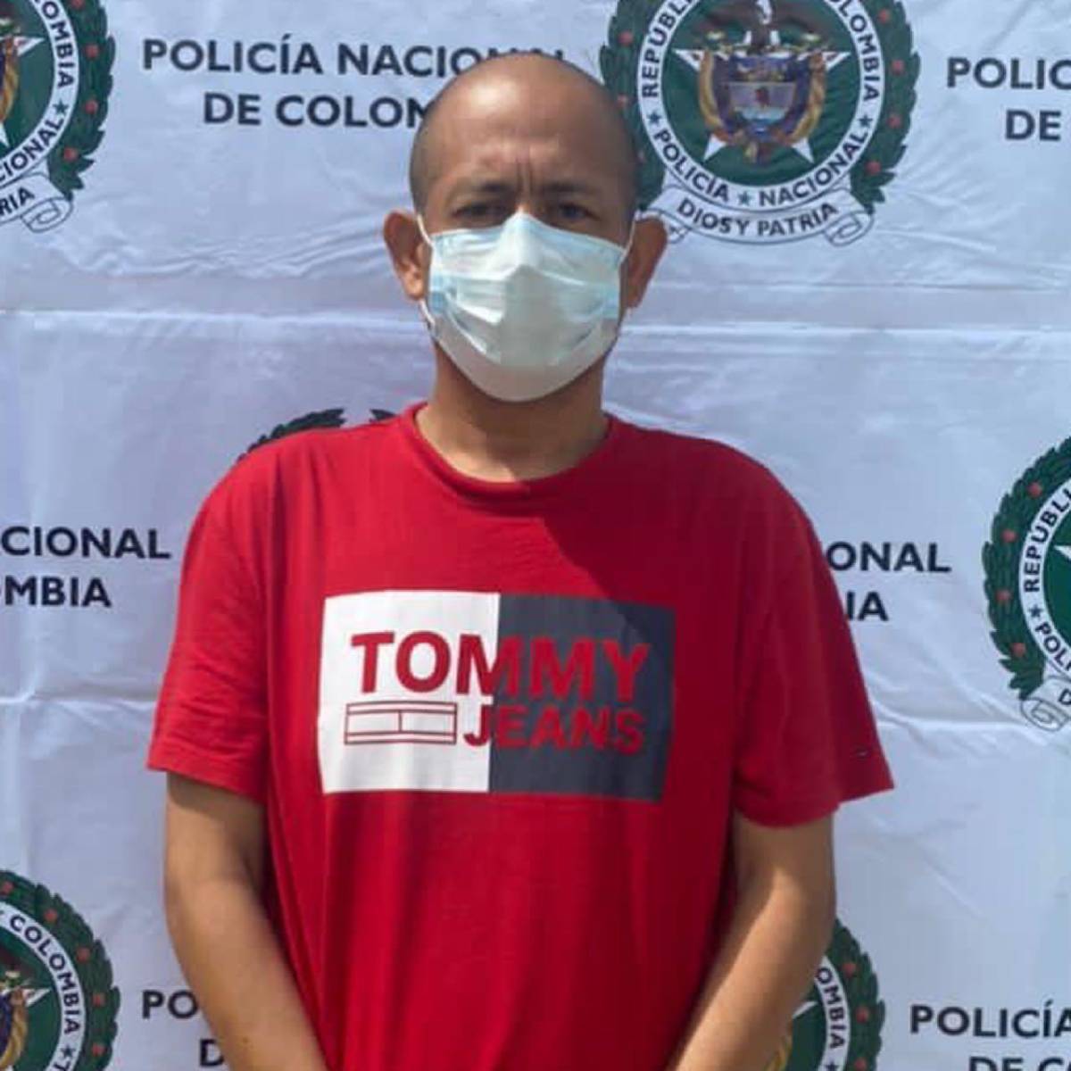 Extraditan a EEUU a capo que tenía restaurante VIP en la cárcel