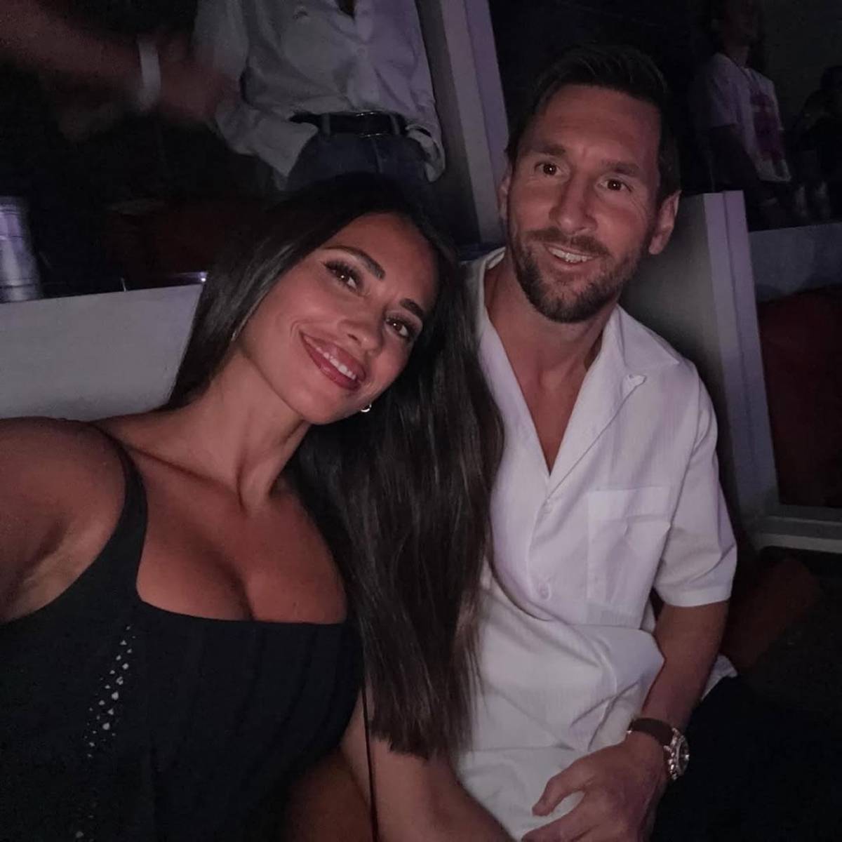 Antonela Roccuzzo calienta las redes con infartantes fotos en bikini: Messi reacciona