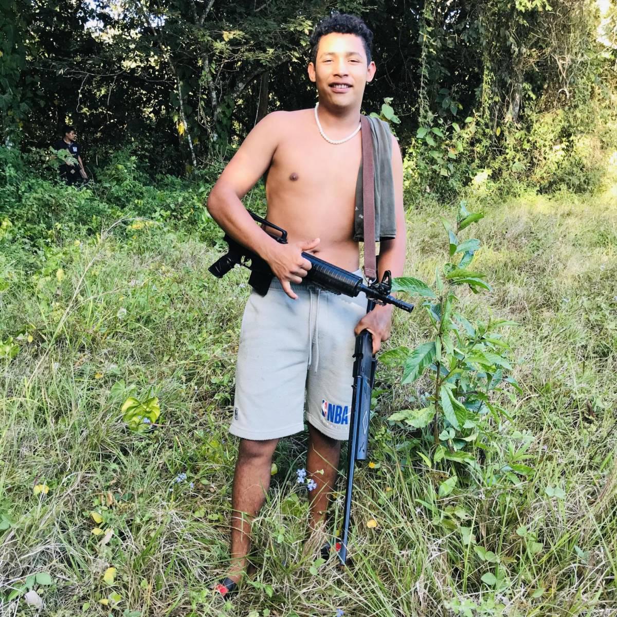 Hondureño capturado en Carolina del Norte presumía armas en redes sociales