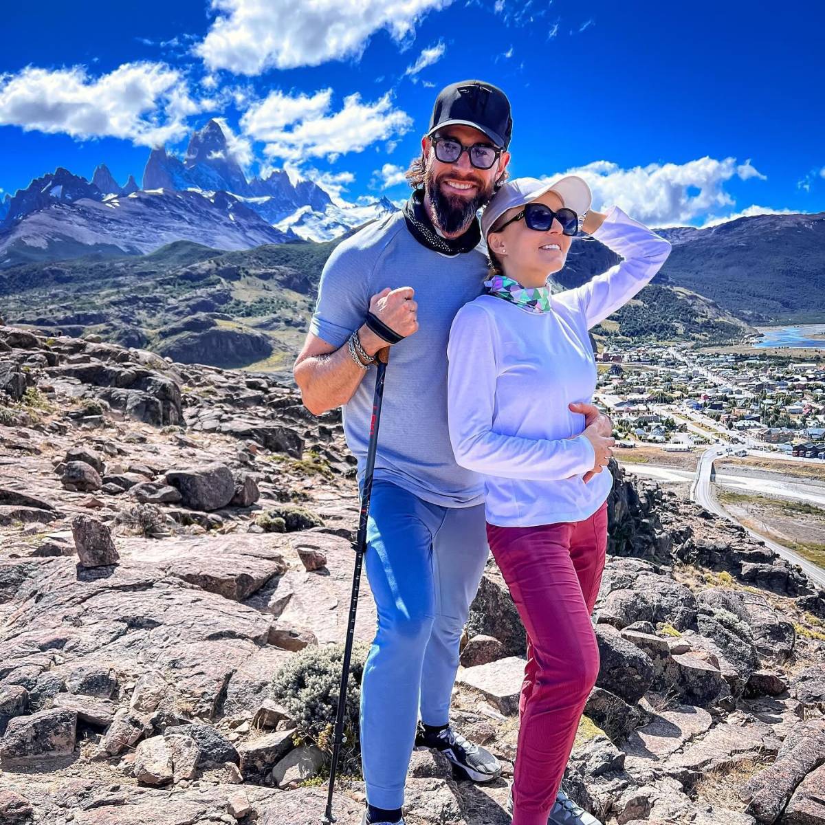 Angelique Boyer y Sebastian Rulli disfrutan su amor en Argentina
