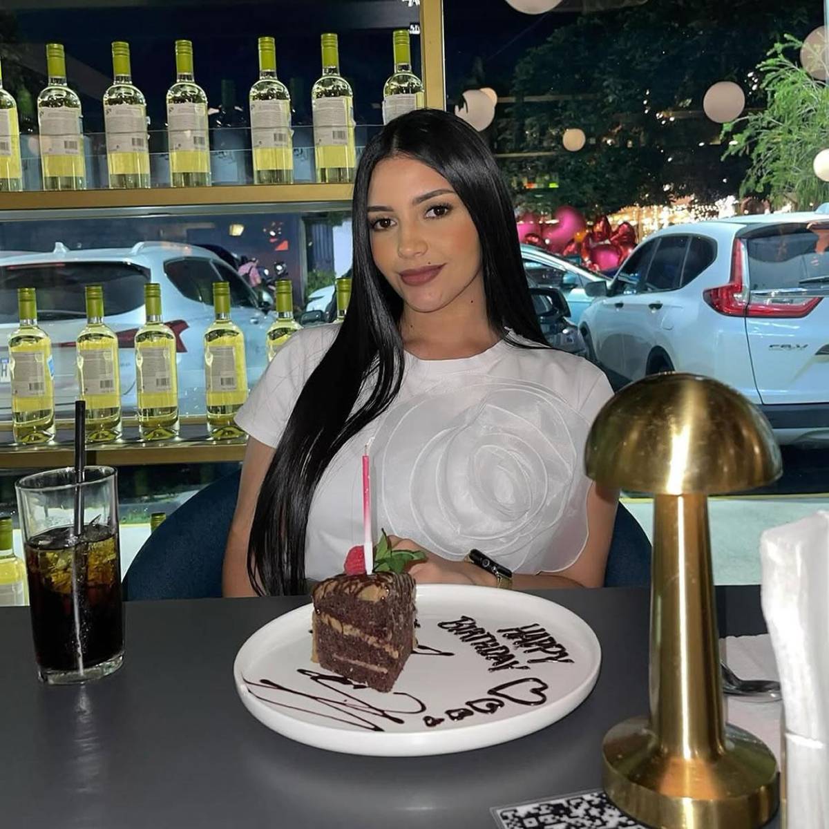 Bella chica confirma su embarazo de un futbolista de la Liga Nacional