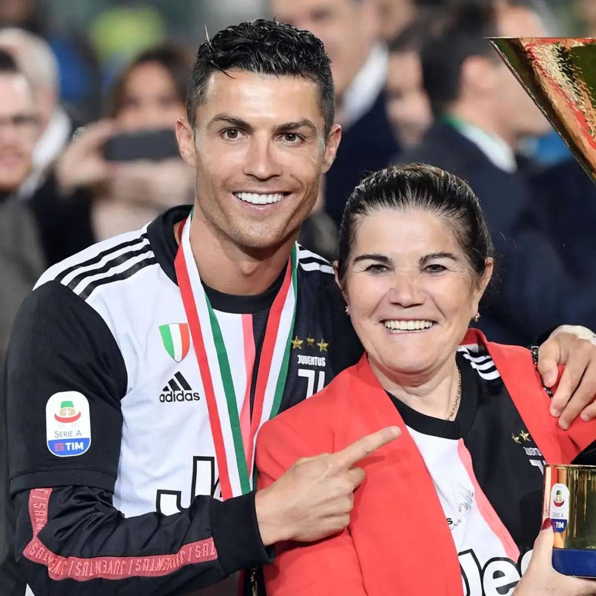 Cristiano Ronaldo, suspendido: decisión de Portugal, tiempo de sanción y su madre se pronuncia
