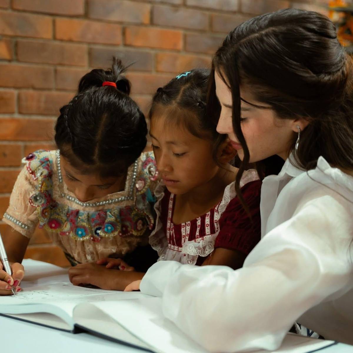 Fátima Bosch en Guatemala: así ha sido la visita de la Miss Universo 2025