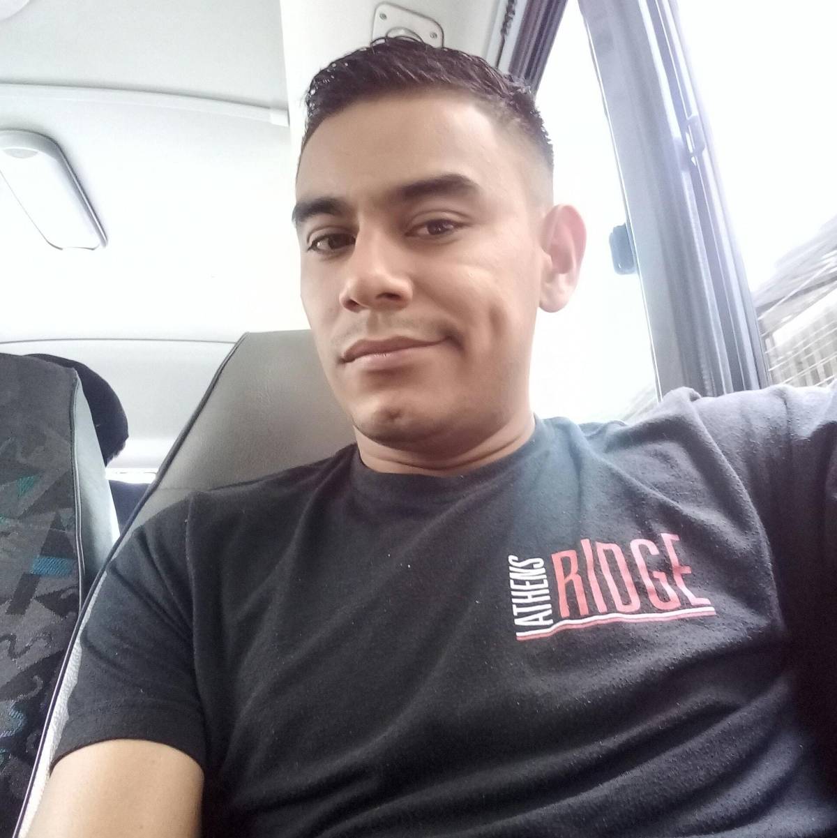 “Se graduó como abogado”: policía muere tras accidente en carretera del sur