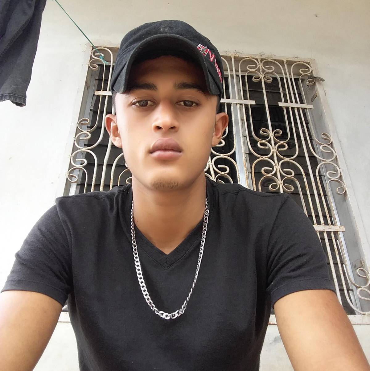 Identifican a los cuatro jóvenes asesinados en Colón; dos habían estado presos, según ministro