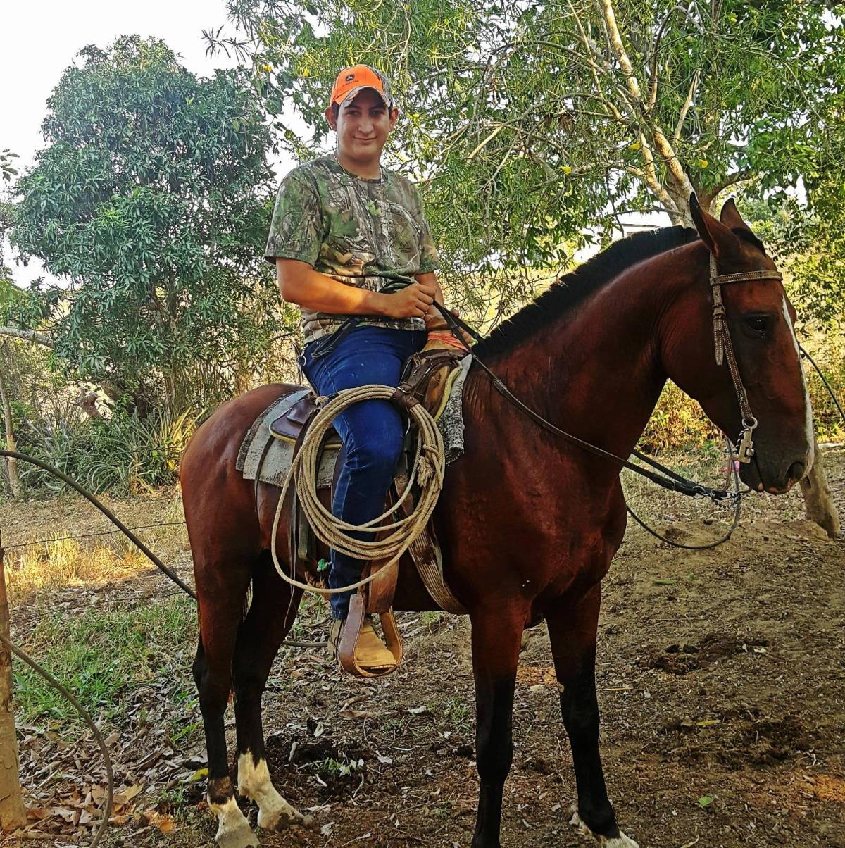Juez de policía asesinado en Azacualpa iba a ser papá; su esposa recibió un balazo