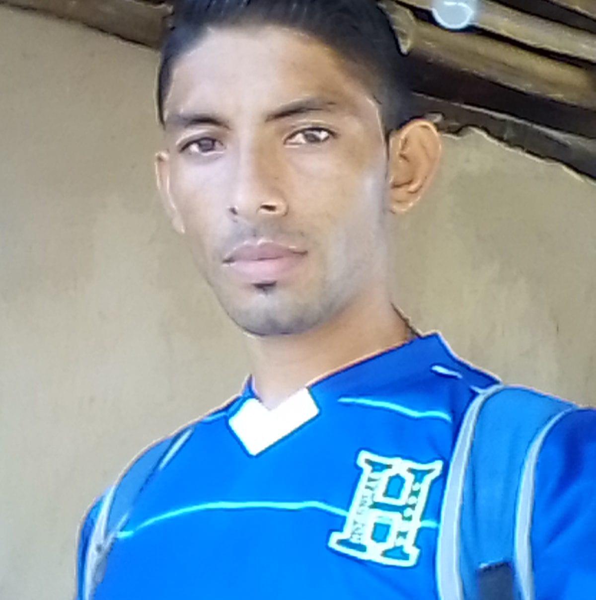 Pareja es asesinada en carro prestado en Nacacome; cuatro niños sobreviven de milagro