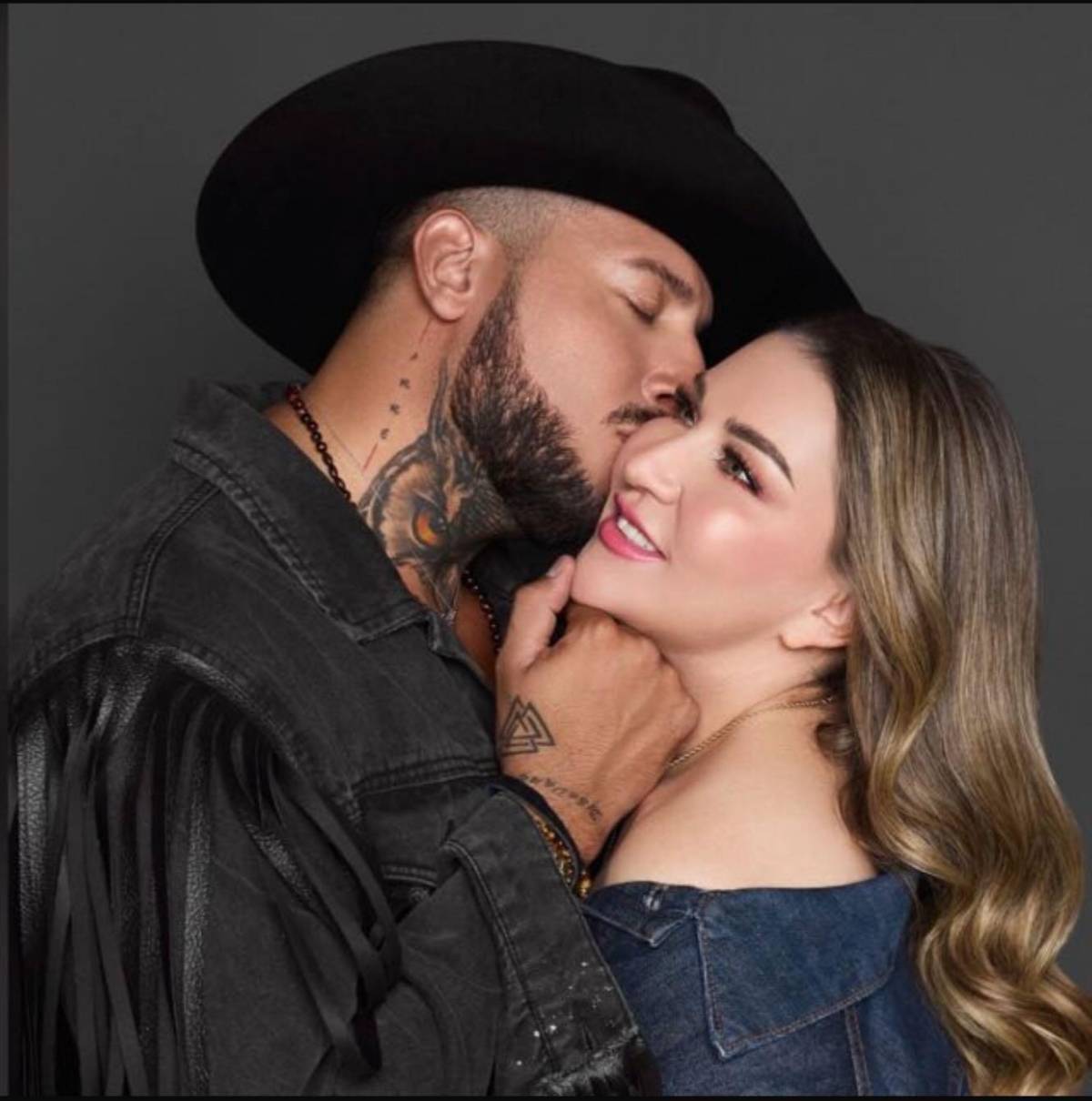 Novio de Alicia Villarreal habla del rechazo de Melenie Carmona: Respeto su opinión