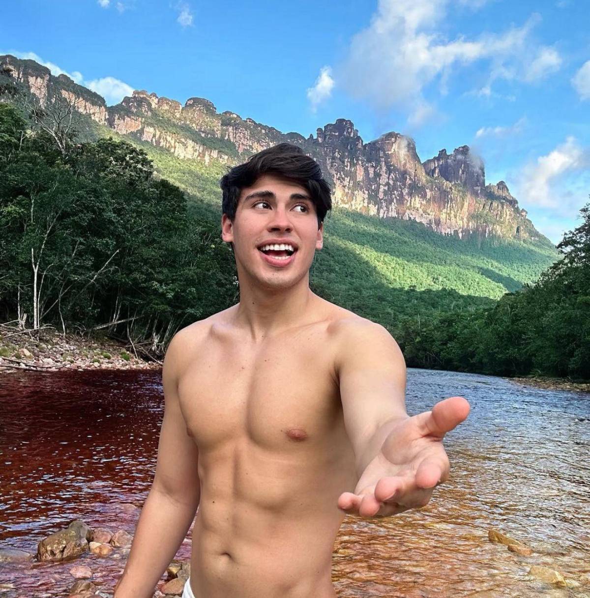 La Divaza sorprende con súplica que envió a Nicolás Maduro: Esta fue la respuesta