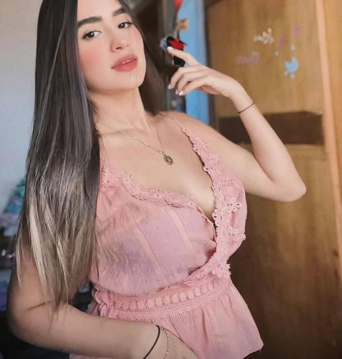 Trágico: esposa de futbolista muere mientras protegía a su bebé en terremotos de Venezuela