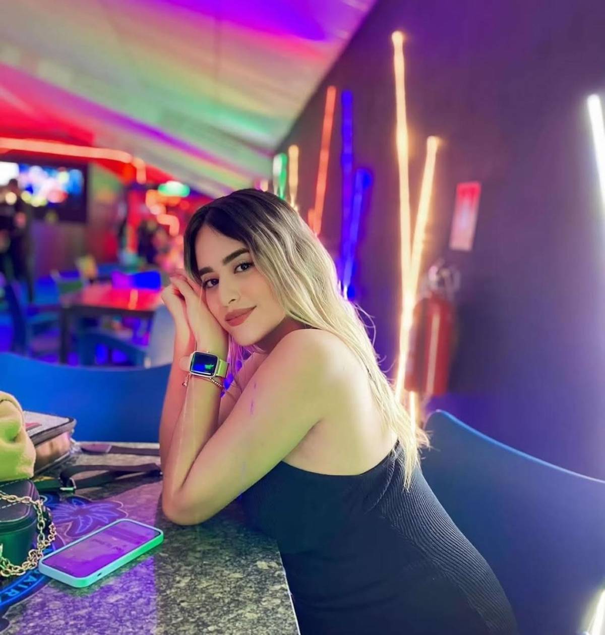 Trágico: esposa de futbolista muere mientras protegía a su bebé en terremotos de Venezuela