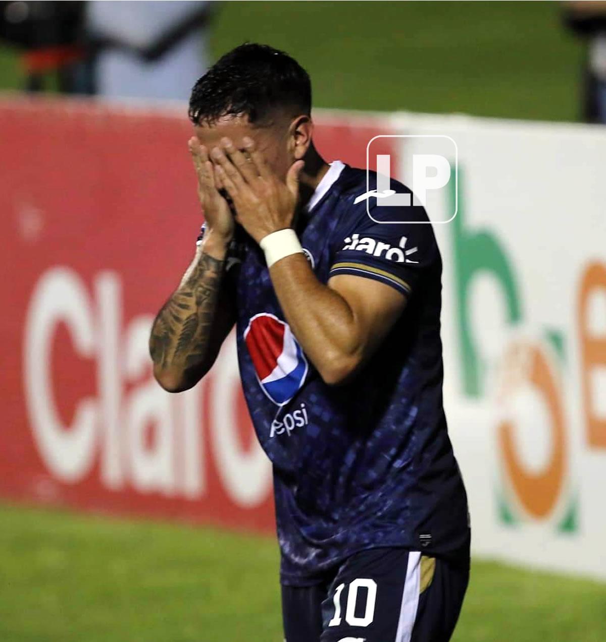 La emoción de Mauro Ortiz por su primer gol con el Motagua.