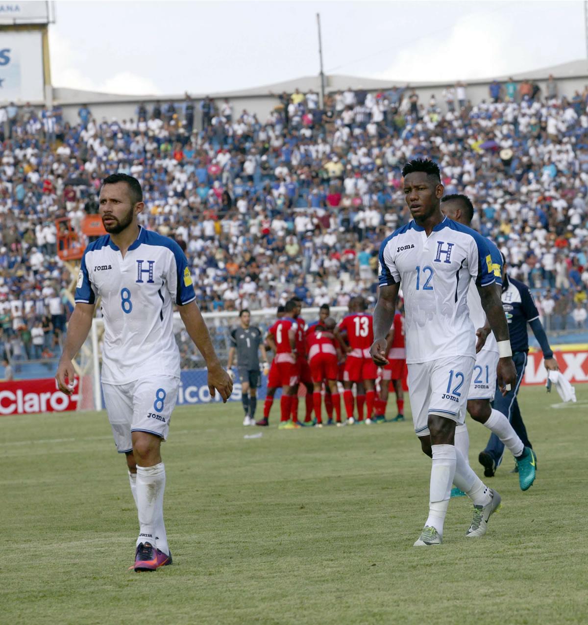 El 11 de noviembre de 2016, Honduras perdió 0-1 contra Panamá en el estadio Olímpico.