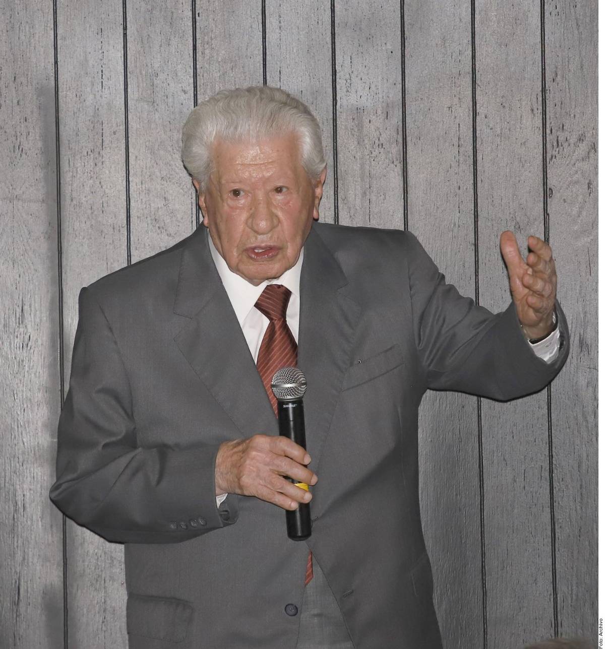 Ignasio López Tarso festeja su cumpleaños número 98