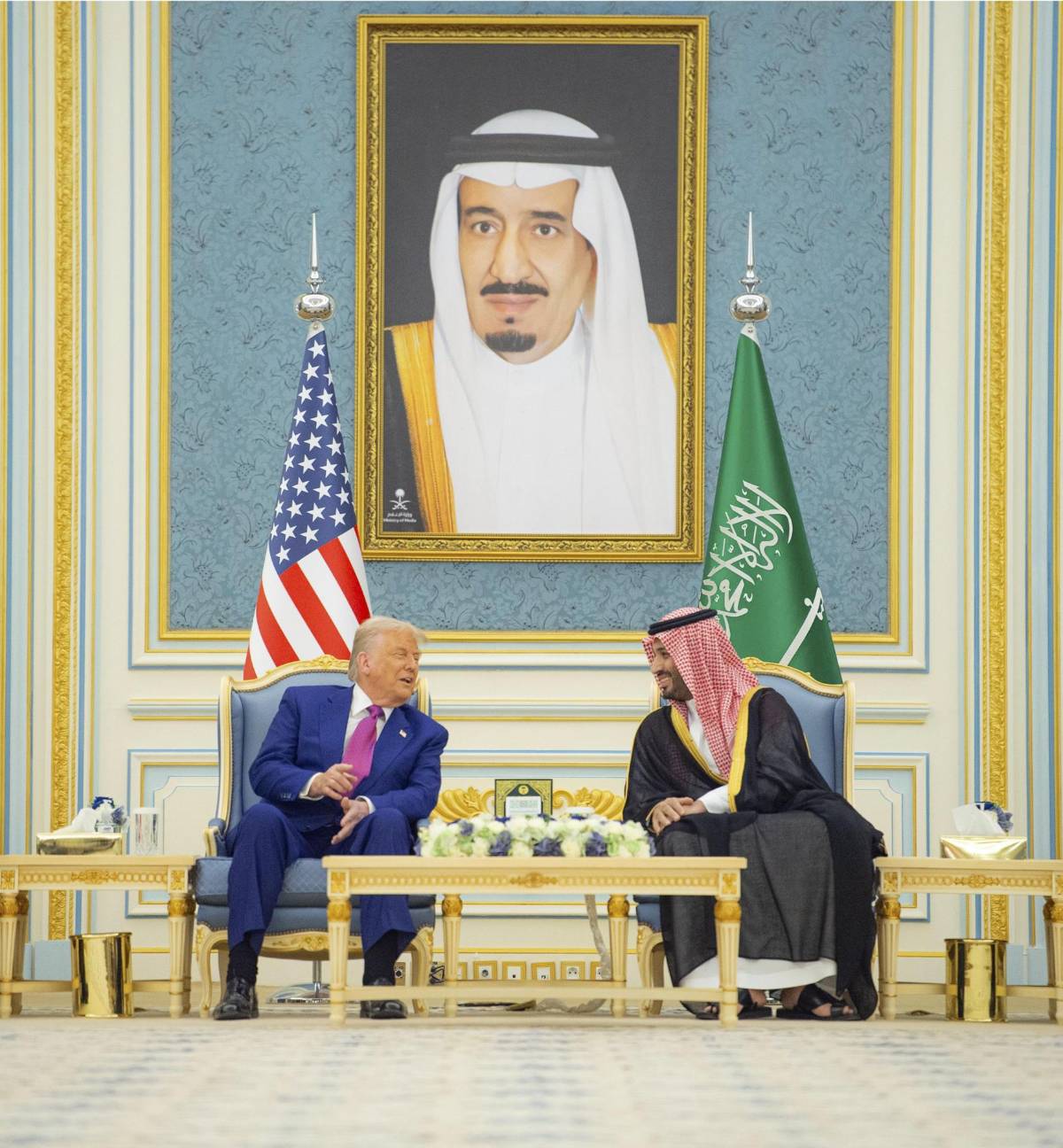 Las imágenes de la fastuosa bienvenida a Trump en Riad