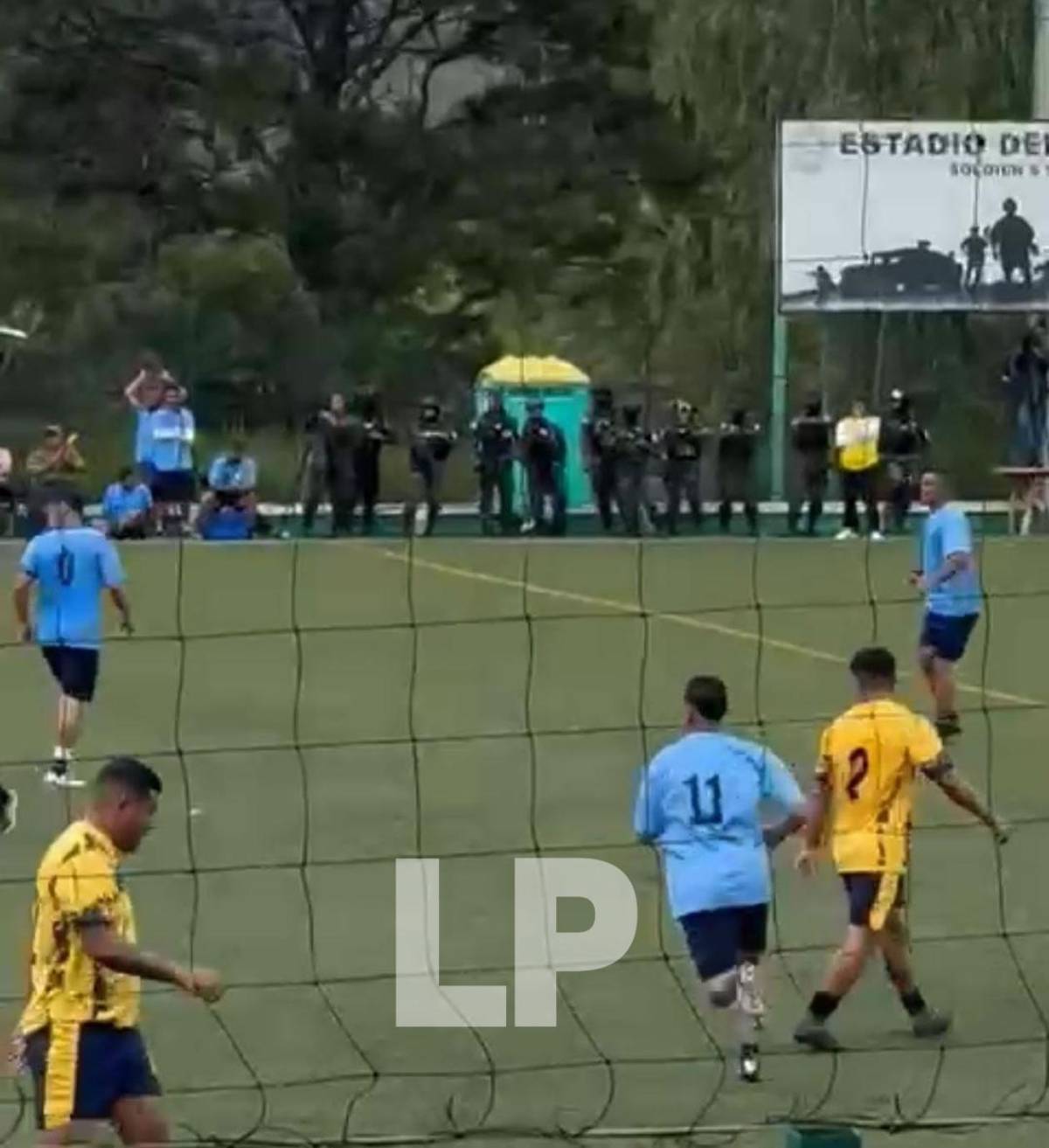 'Pescado' Bonilla impacta con transformación: fútbol y campeón en centro penal