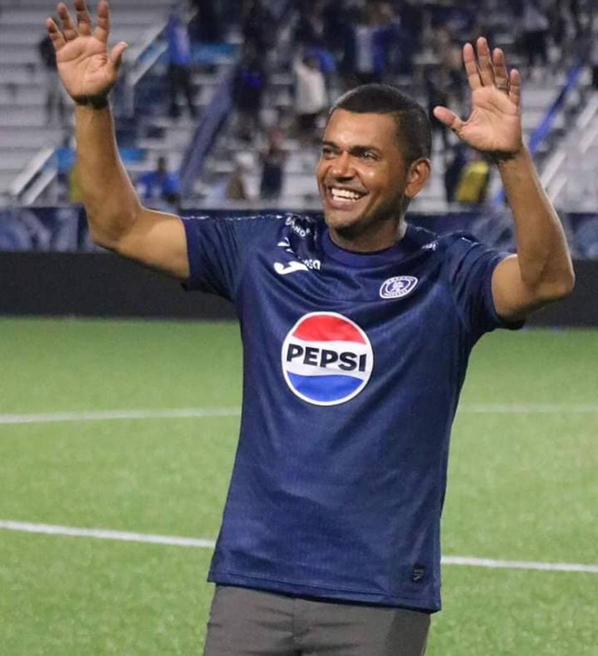 ¿Qué fue de Amado Guevara? La actualidad del histórico exjugador hondureño