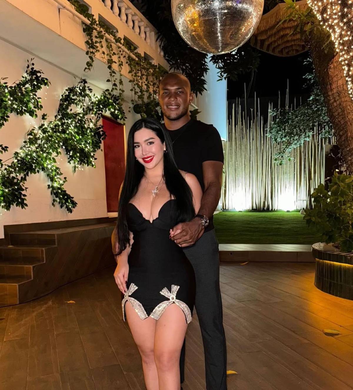 Juan Anangonó se olvida de Marathón y contrae matrimonio con su exuberante novia