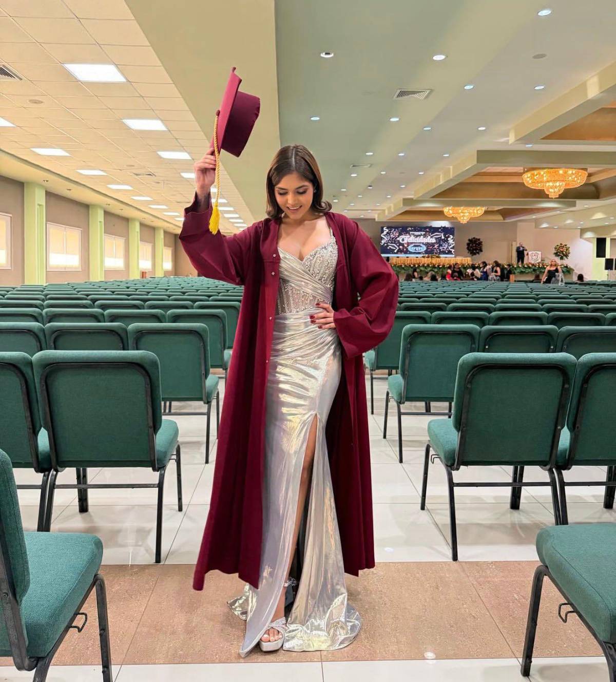 Tiktoker Soy Loruga se gradúa y sorprende junto a la Bicha Catracha