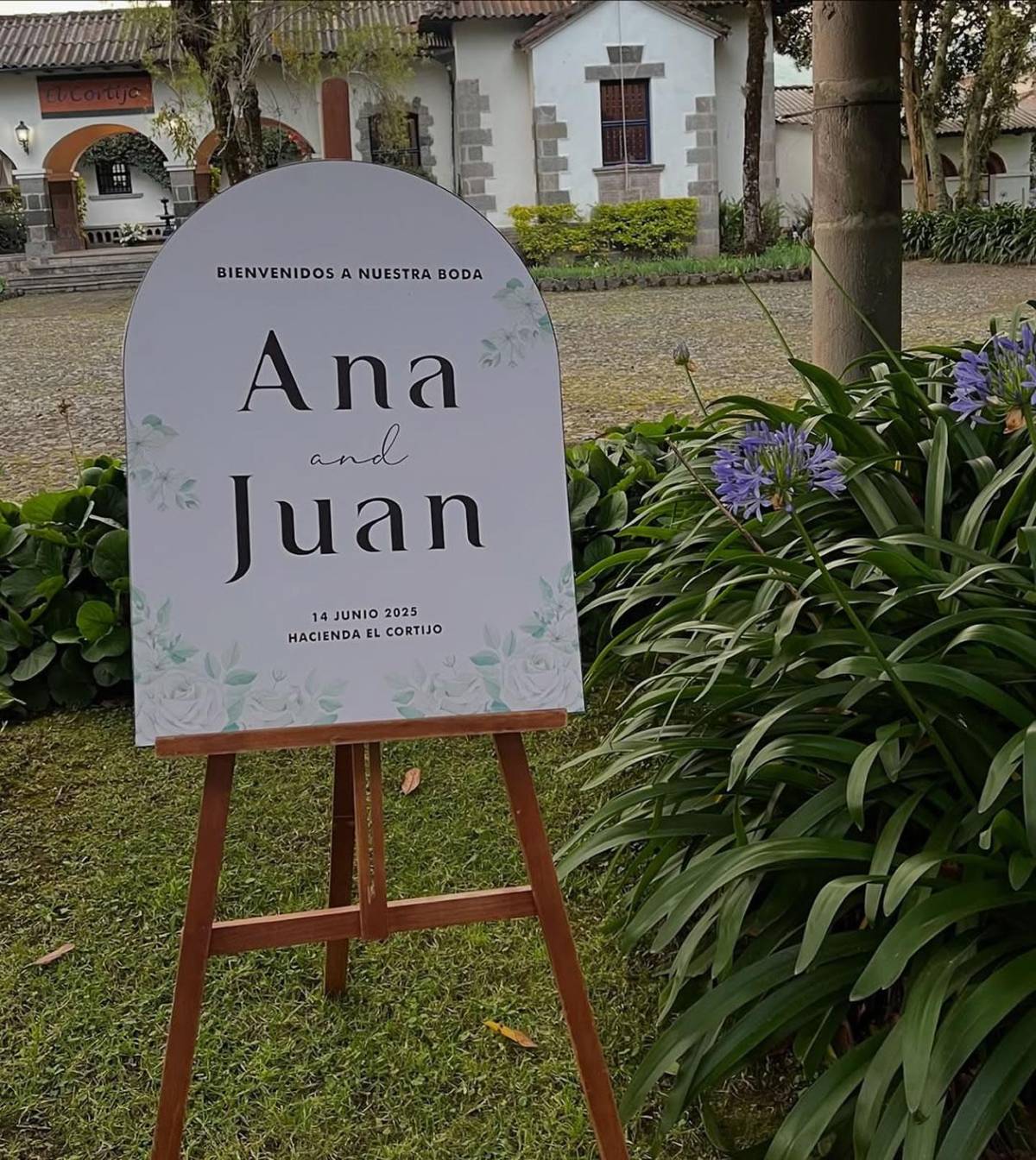 Juan Anangonó se olvida de Marathón y contrae matrimonio con su exuberante novia