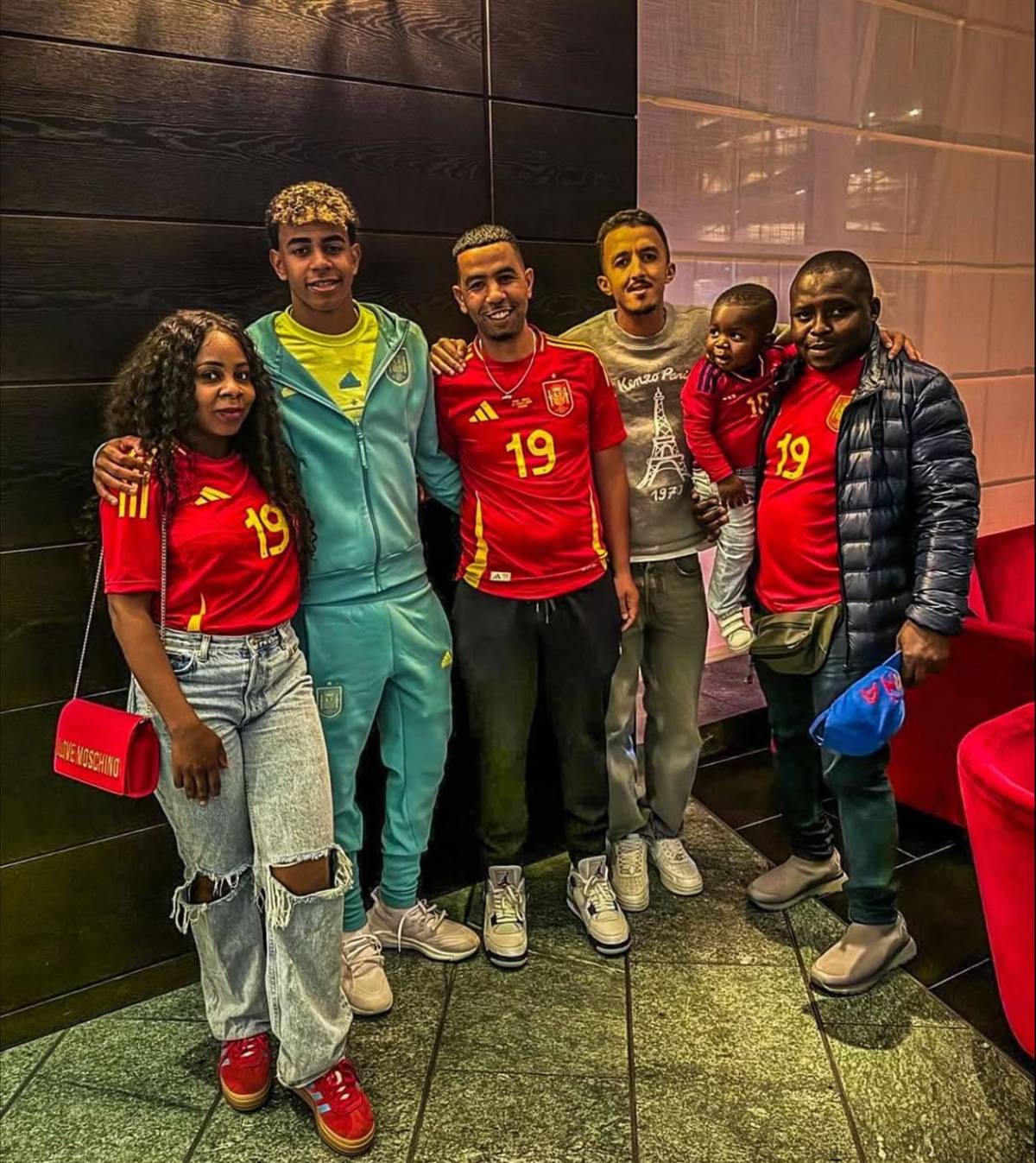 Lamine Yamal toma increíble decisión para la gala del Balón de Oro y explotan las redes